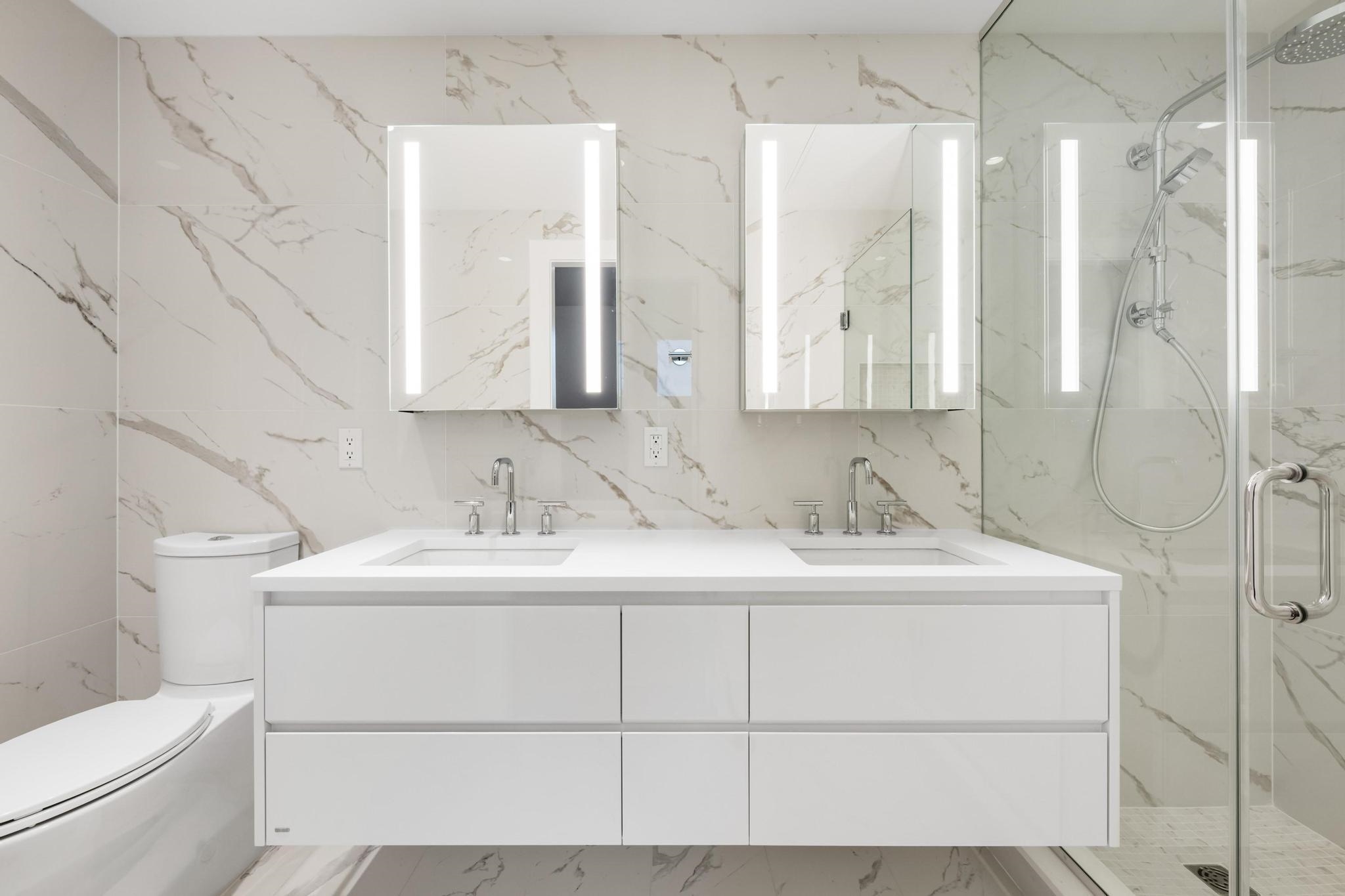 302 2888 ARBUTUS STREET Unit: 302