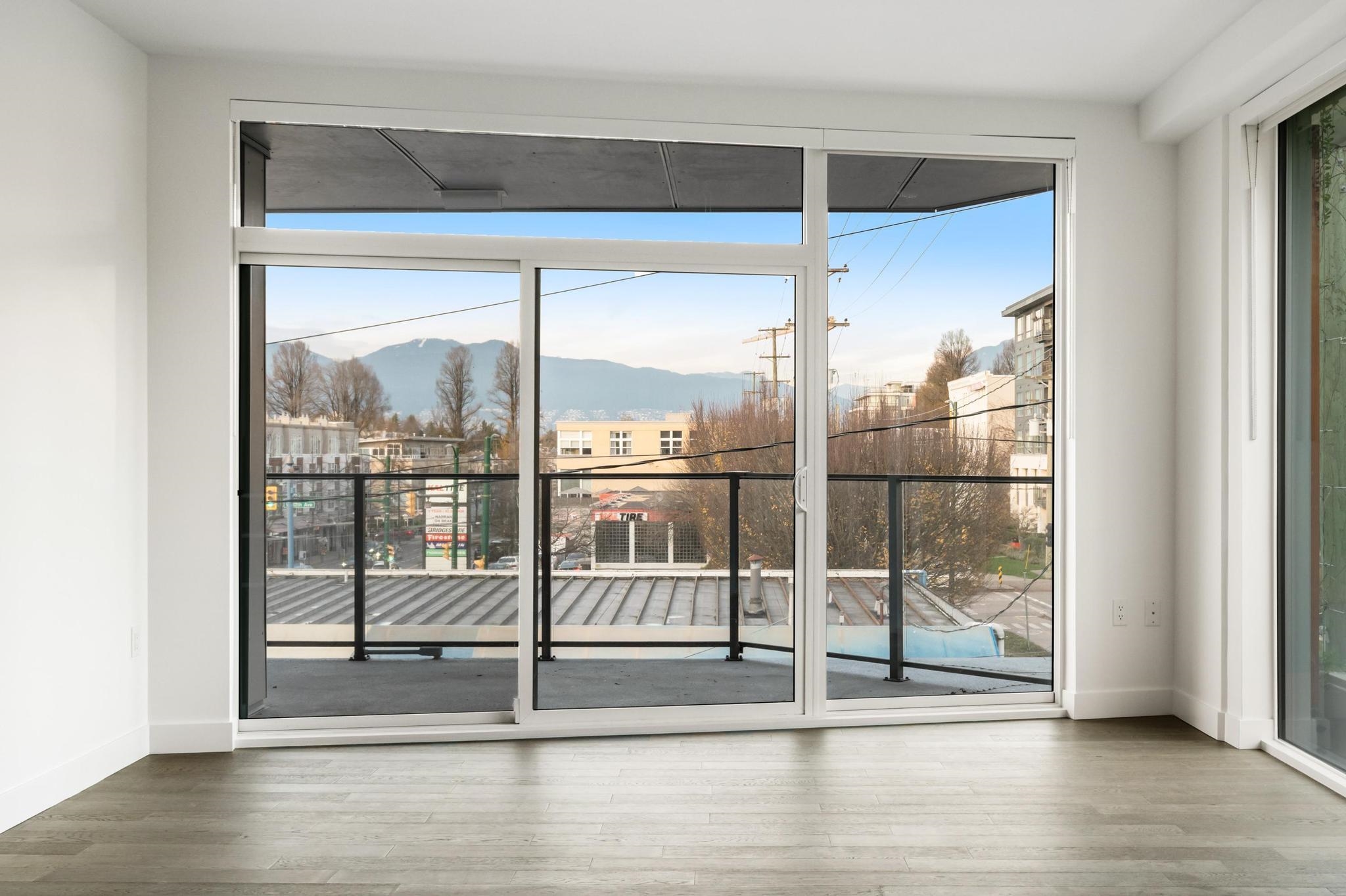 302 2888 ARBUTUS STREET Unit: 302