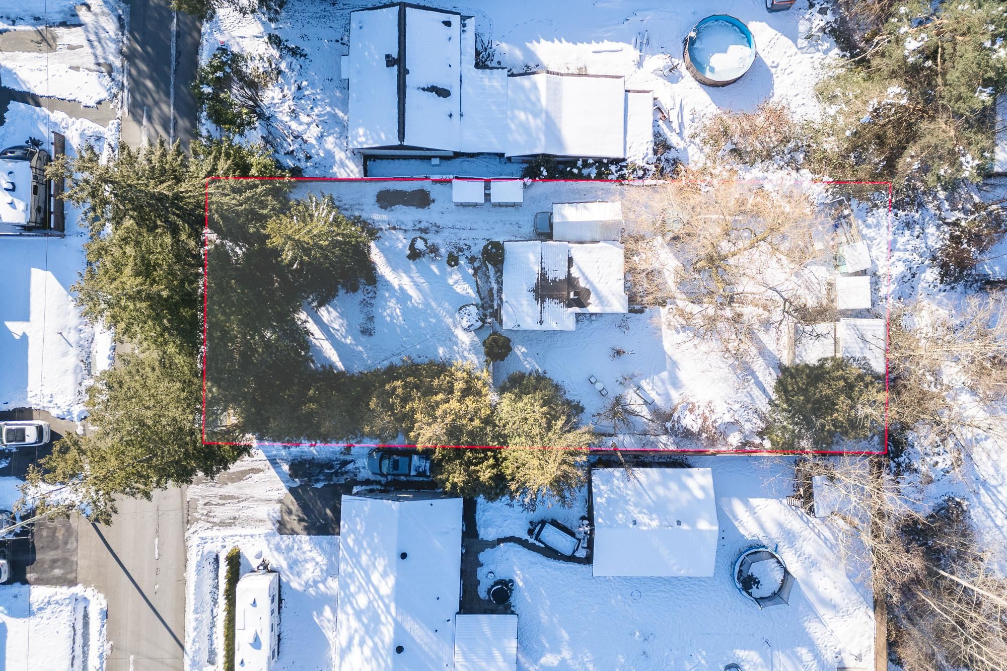 11821 GLENHURST STREET