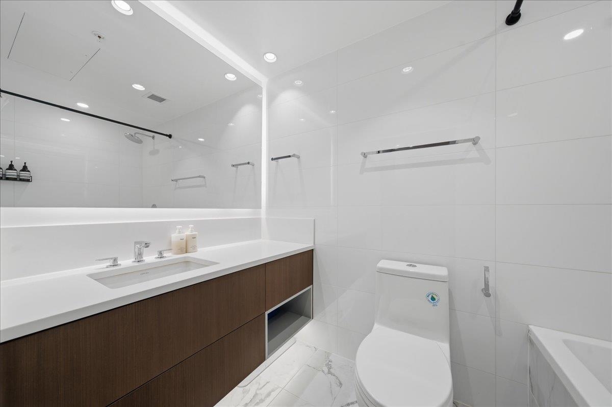 608 1675 LIONS GATE LANE Unit: 608