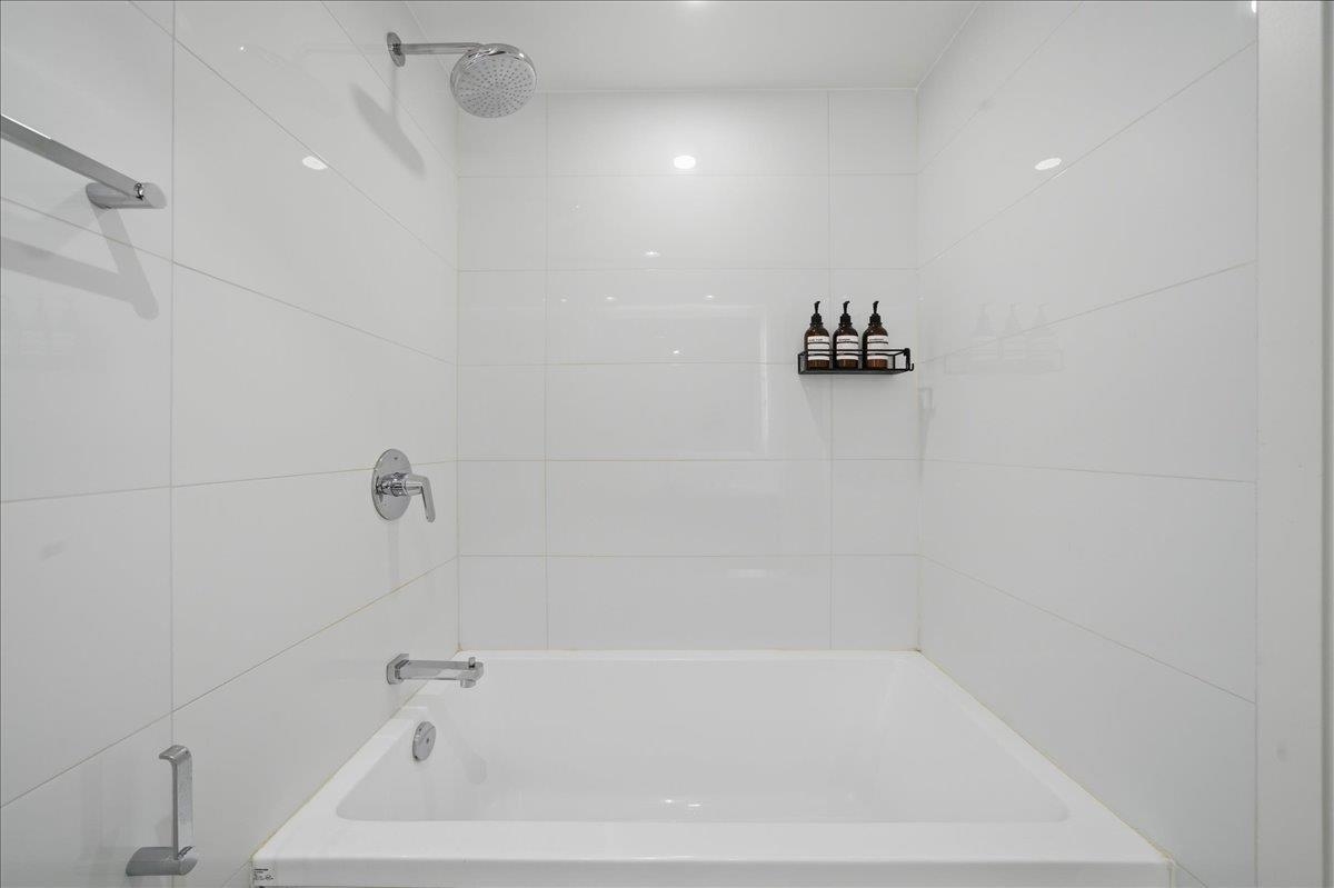 608 1675 LIONS GATE LANE Unit: 608