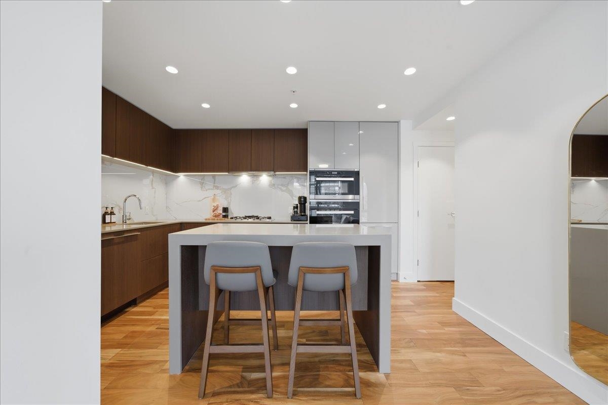 608 1675 LIONS GATE LANE Unit: 608