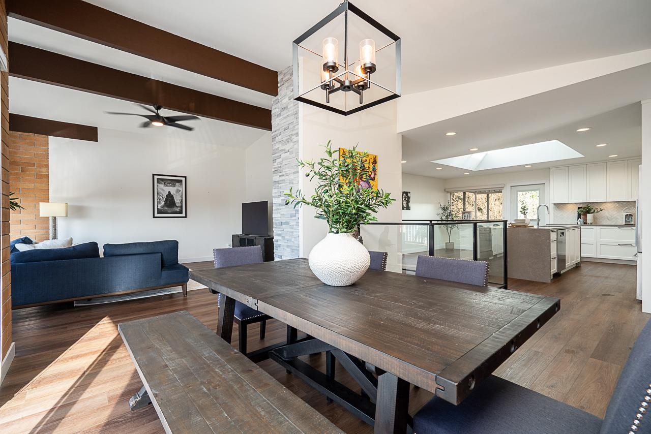 220 N GROSVENOR AVENUE