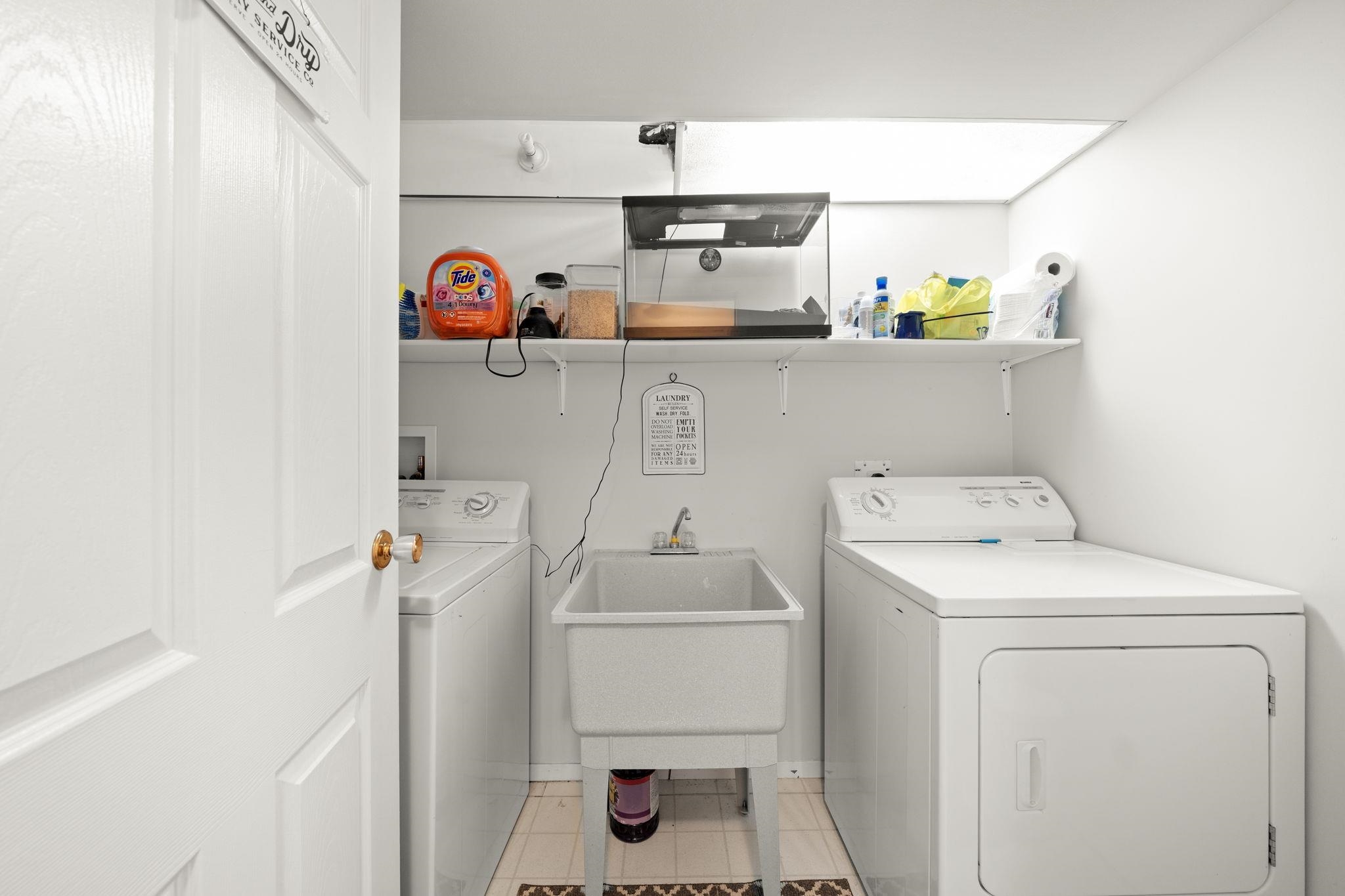 2622 SHAFTSBURY AVENUE