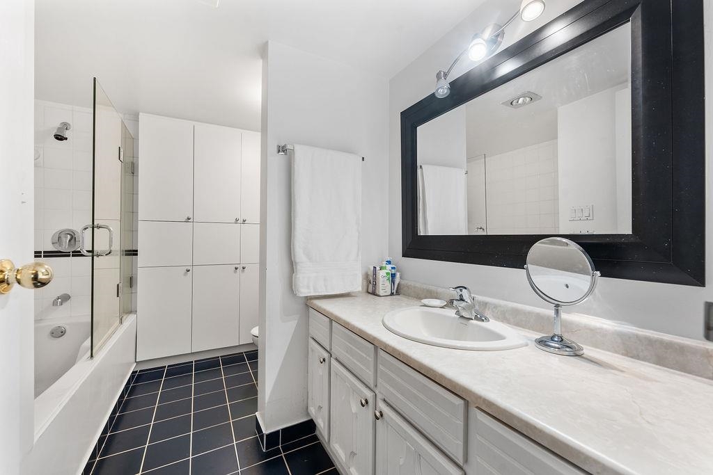 305 10240 RYAN ROAD Unit: 305