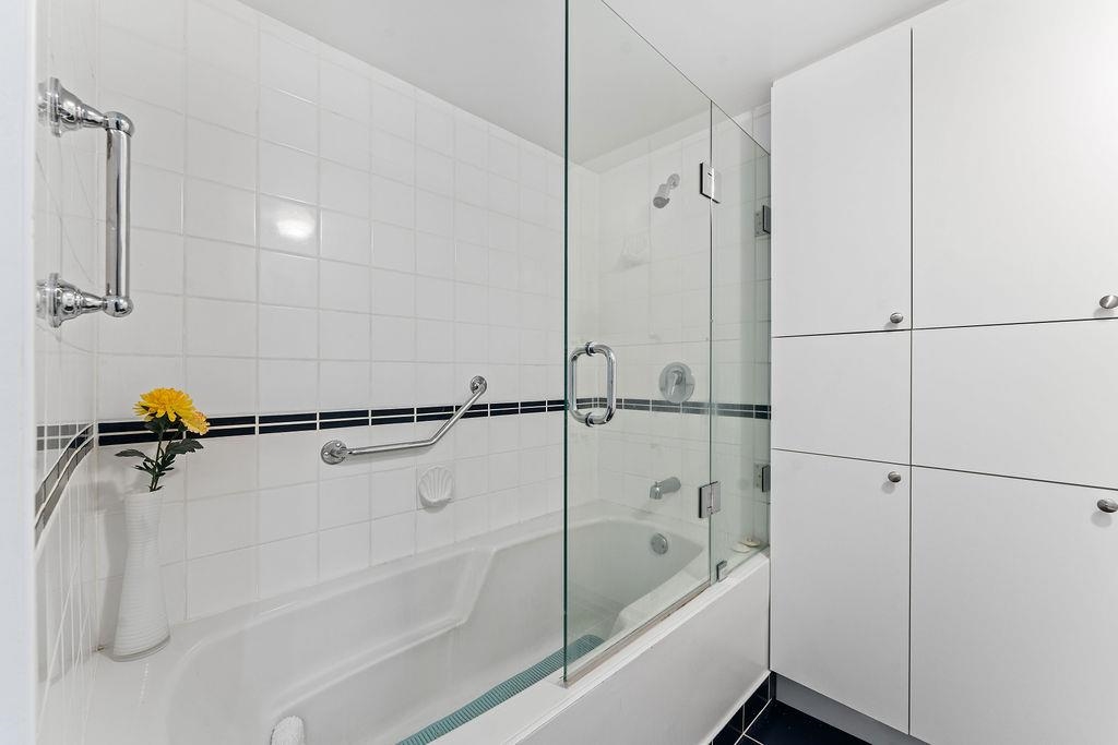 305 10240 RYAN ROAD Unit: 305