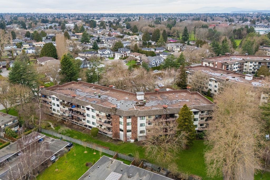 305 10240 RYAN ROAD Unit: 305