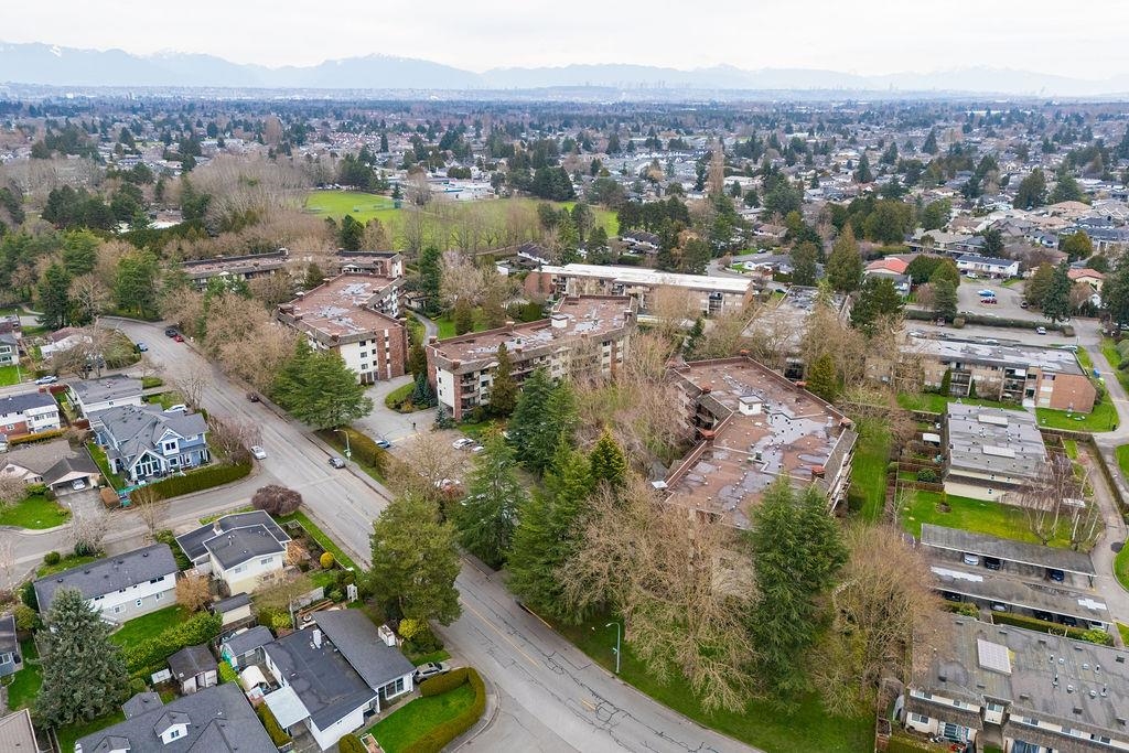 305 10240 RYAN ROAD Unit: 305