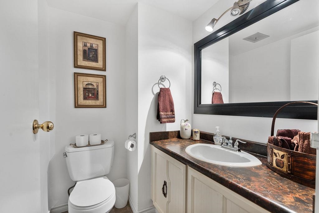 305 10240 RYAN ROAD Unit: 305