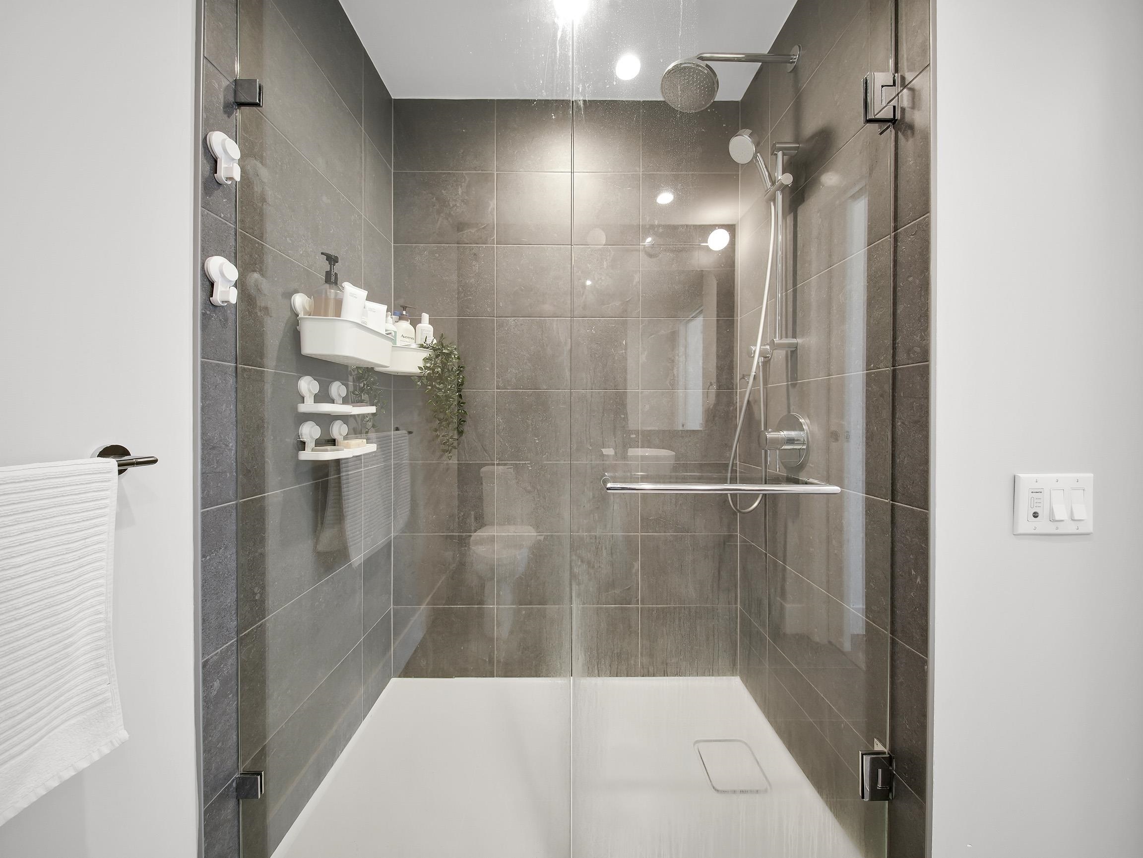 404 2375 EMERY COURT Unit: 404