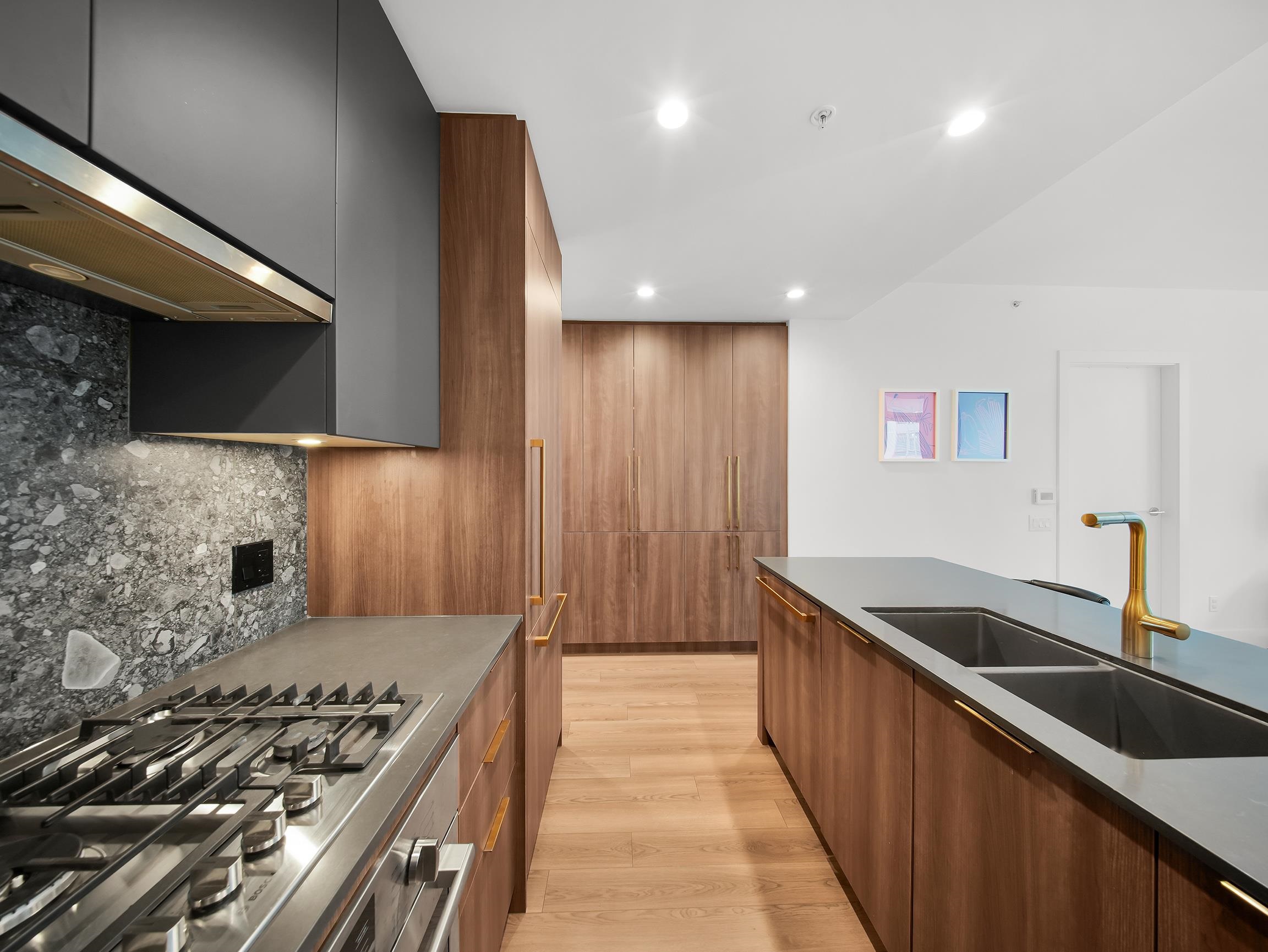 404 2375 EMERY COURT Unit: 404