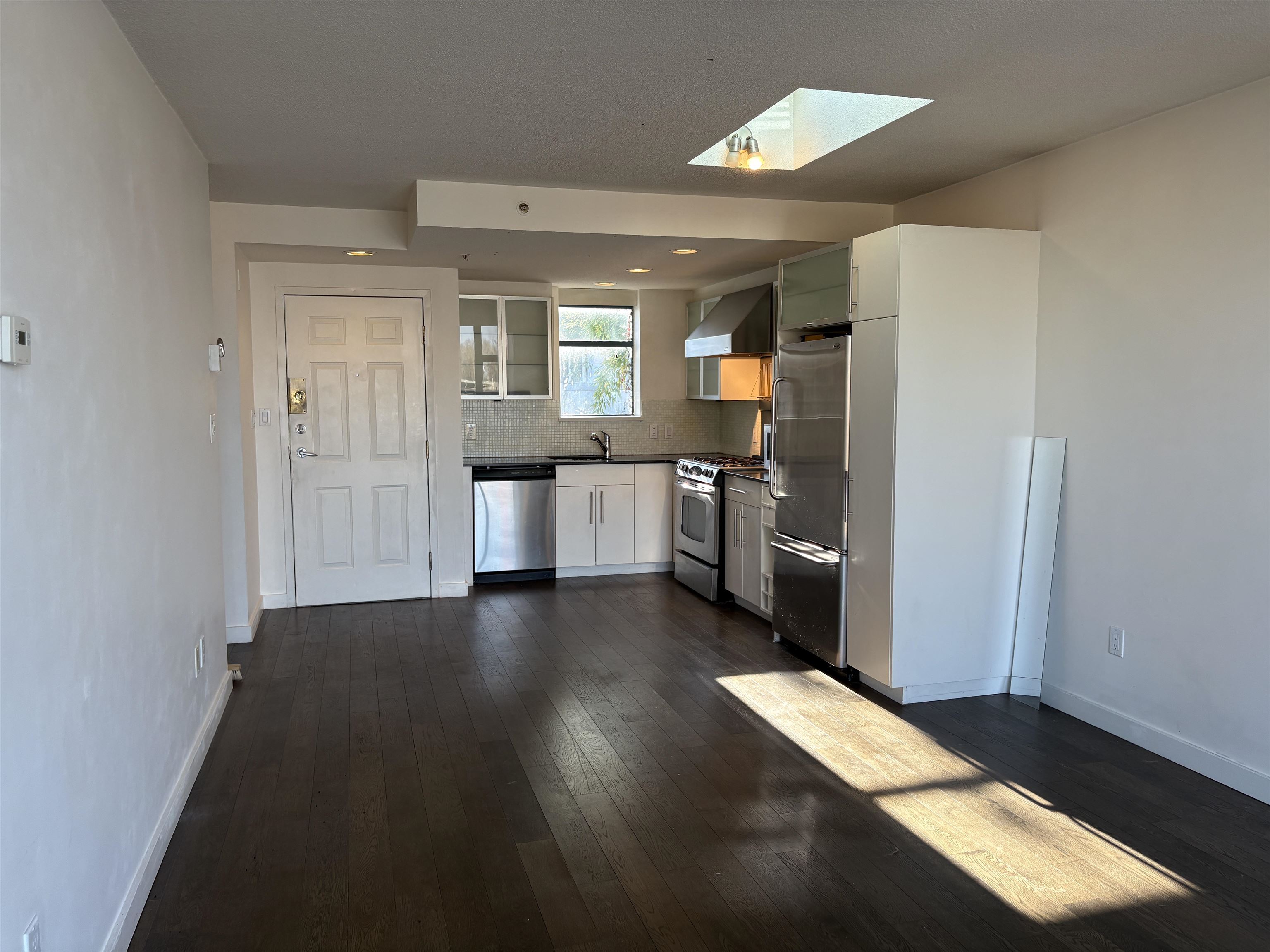 408 1630 W 1ST AVENUE Unit: 408