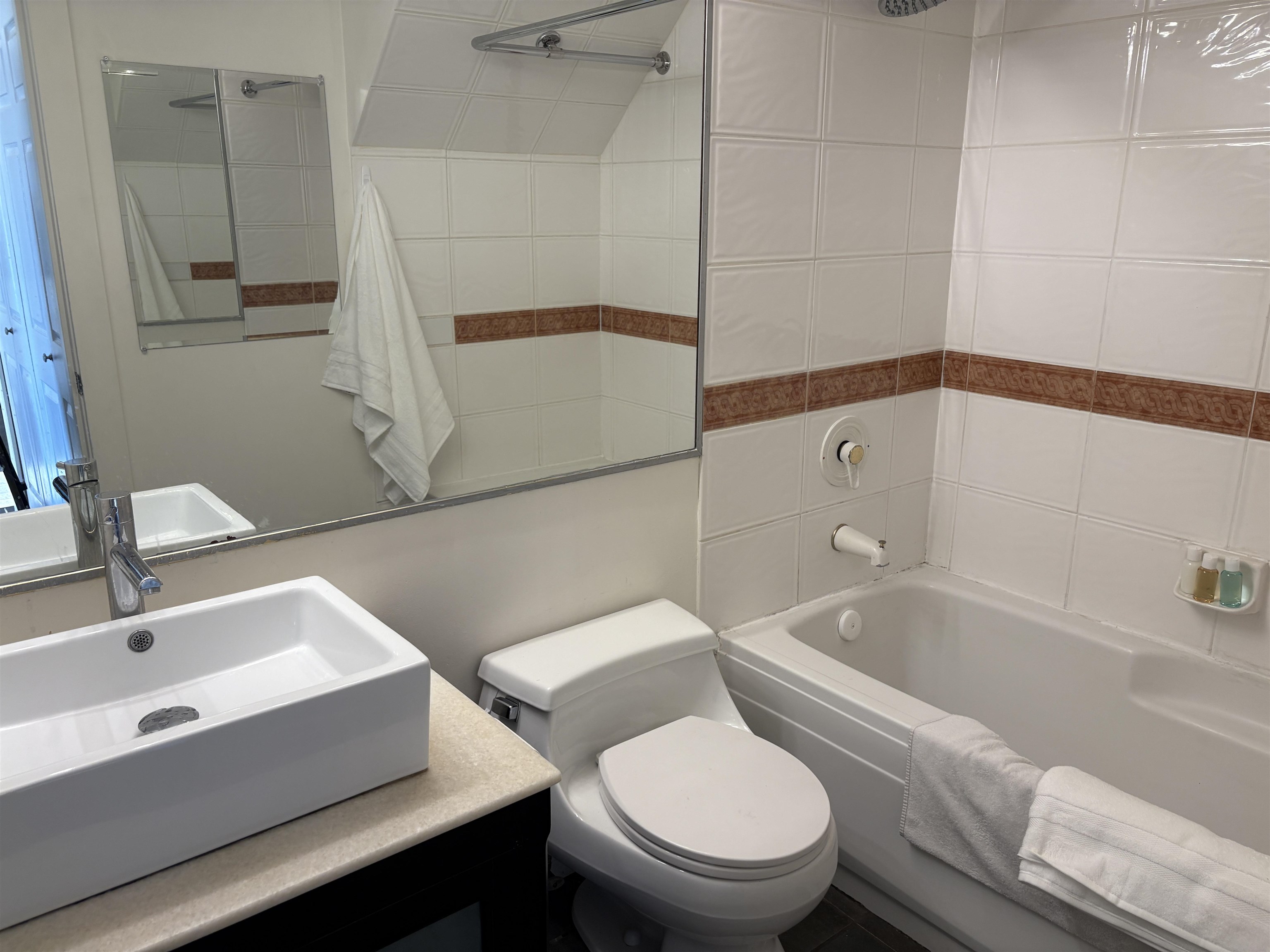 408 1630 W 1ST AVENUE Unit: 408