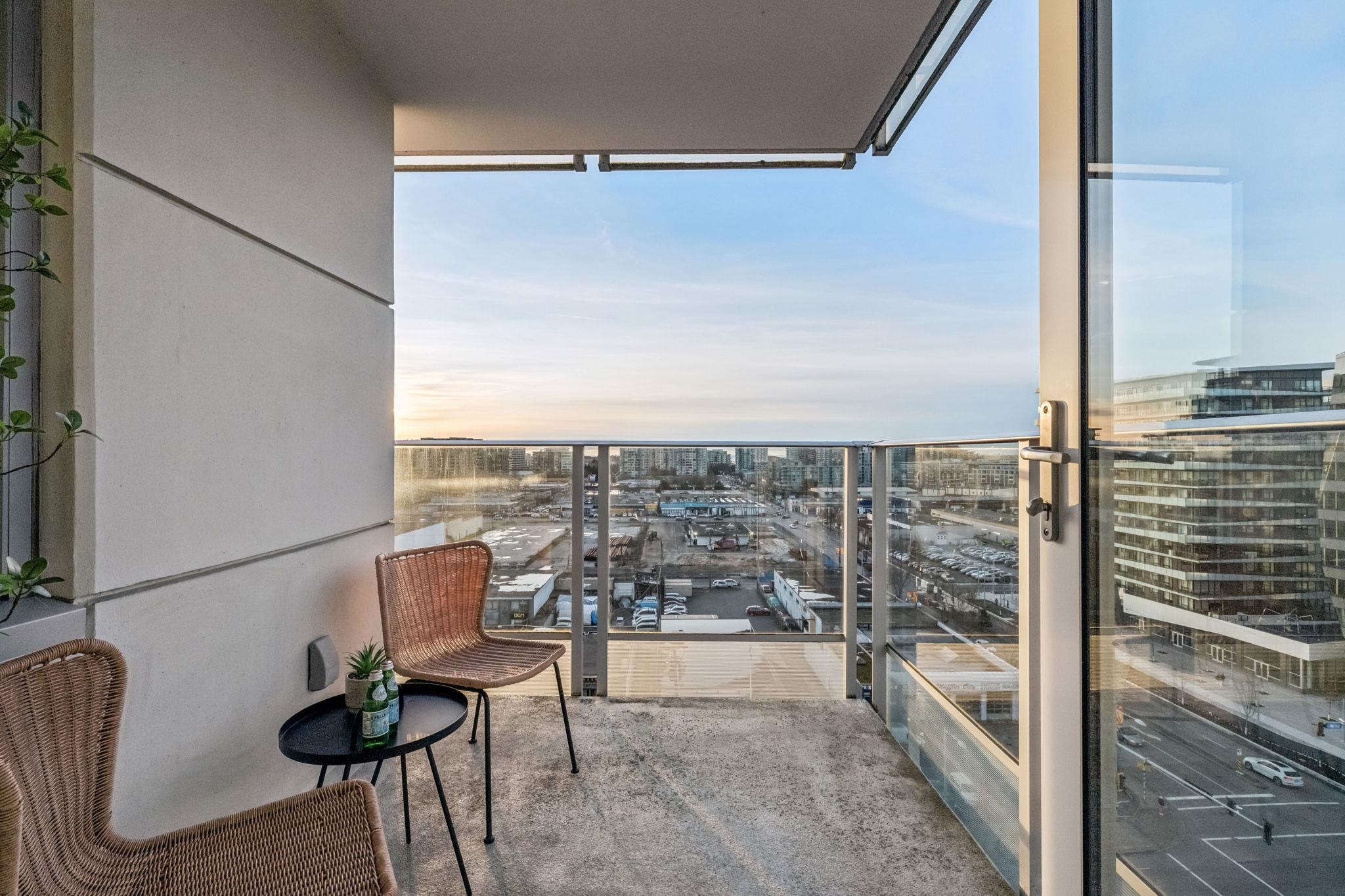 1209 5580 NO. 3 ROAD Unit: 1209