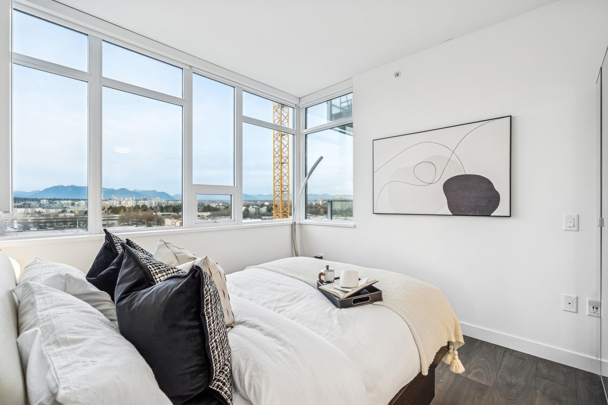 1209 5580 NO. 3 ROAD Unit: 1209