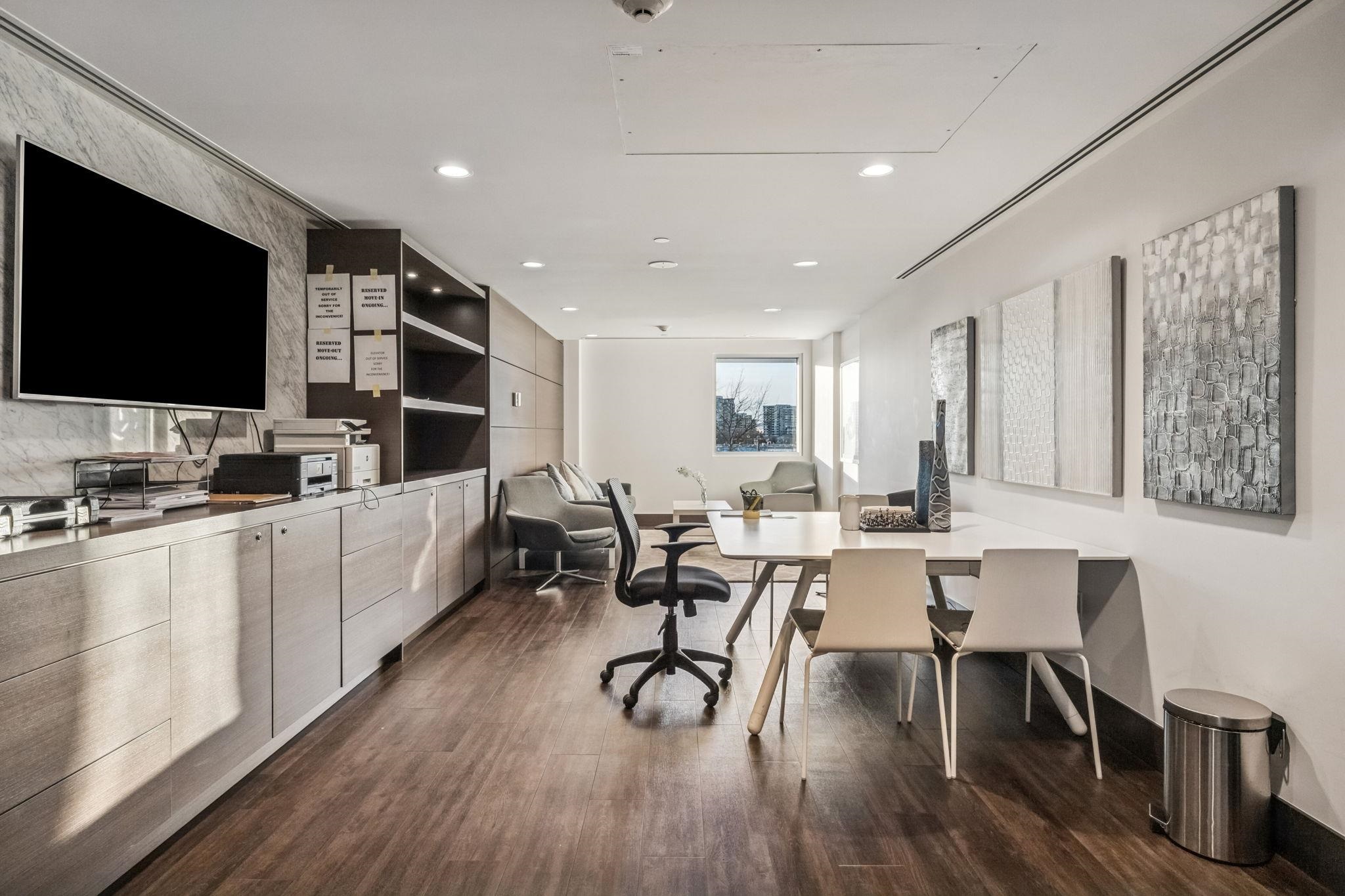 1209 5580 NO. 3 ROAD Unit: 1209