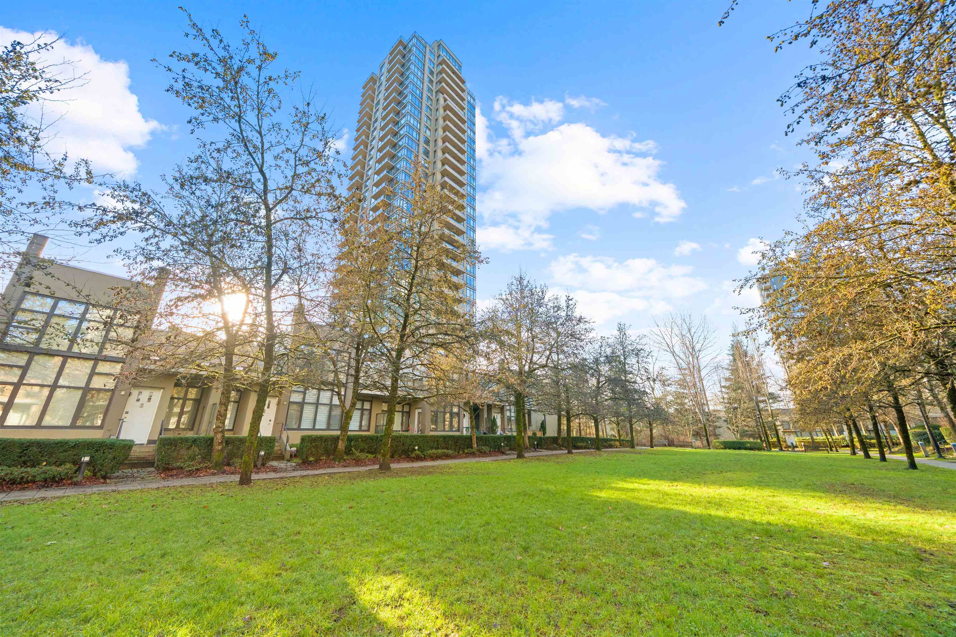 605 2345 MADISON AVENUE Unit: 605