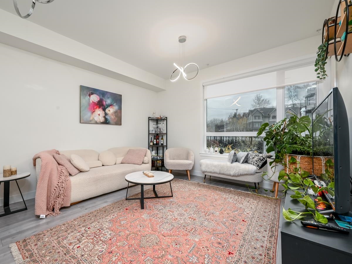 120 2035 GLENAIRE DRIVE Unit: 120