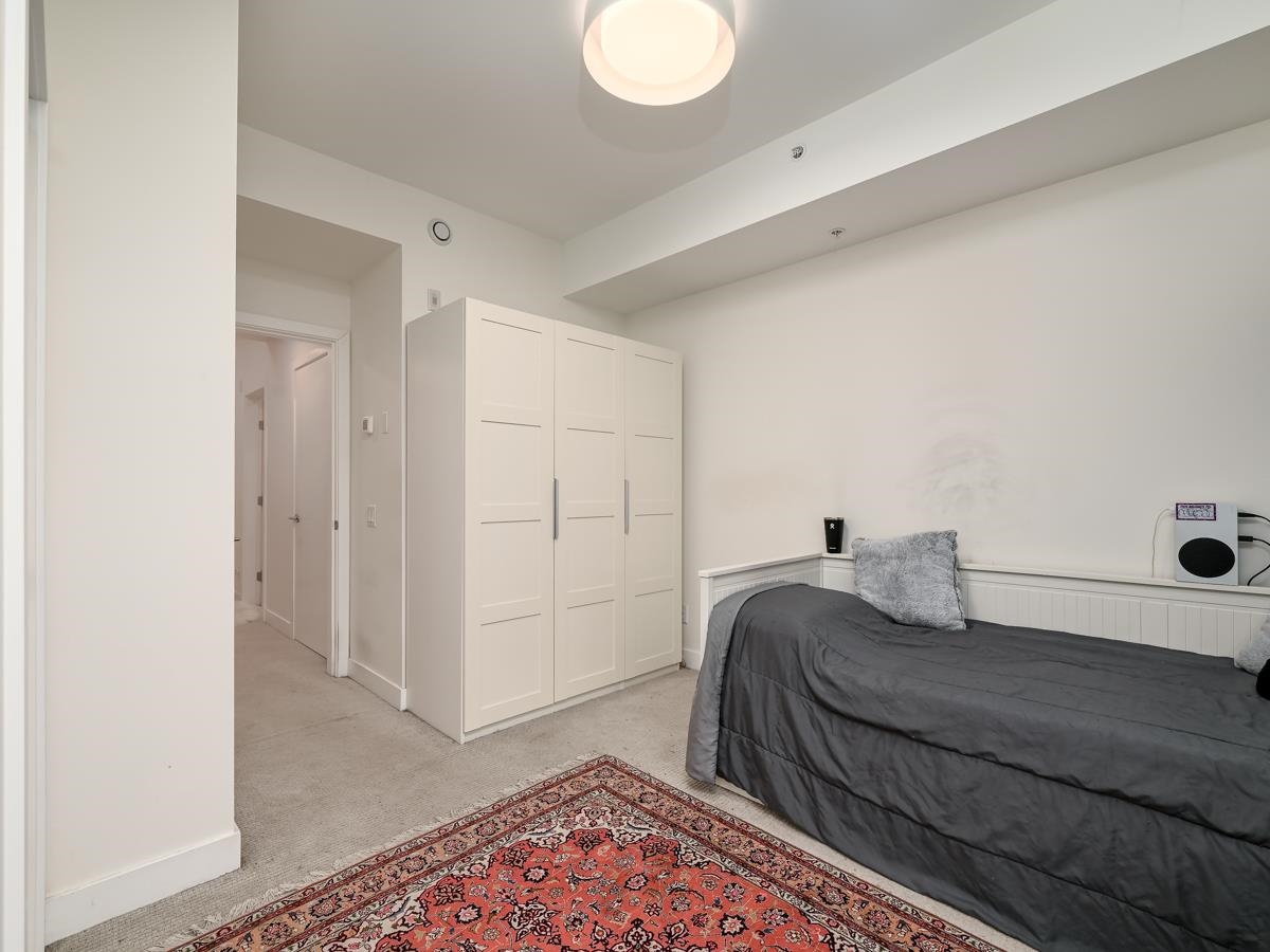 120 2035 GLENAIRE DRIVE Unit: 120