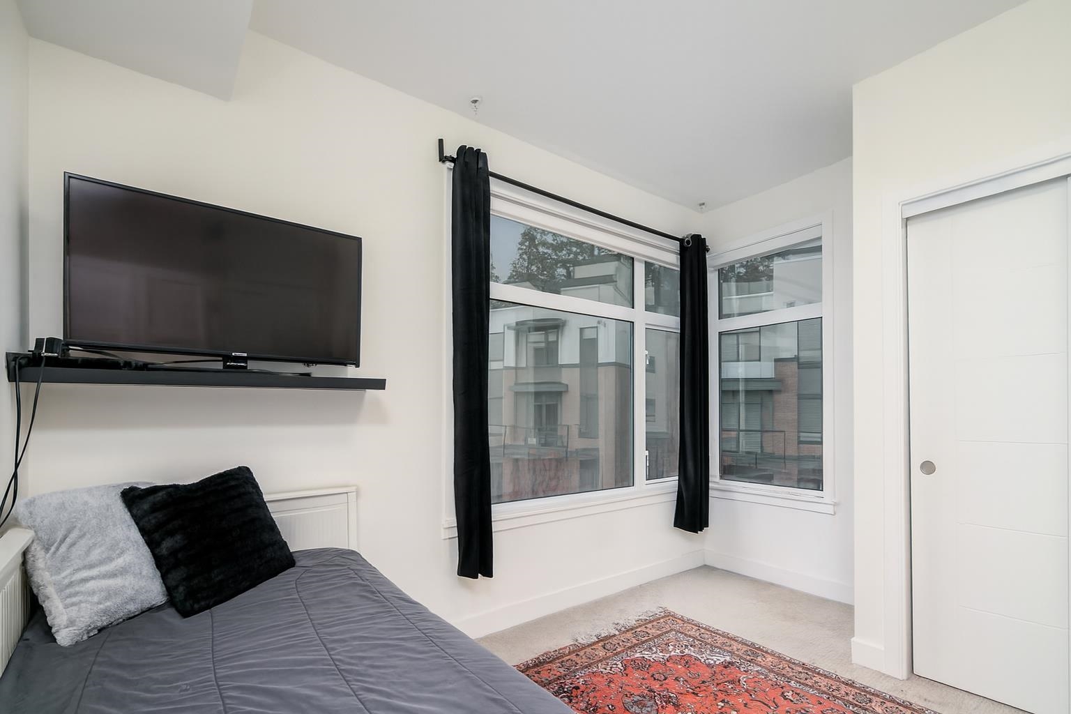 120 2035 GLENAIRE DRIVE Unit: 120