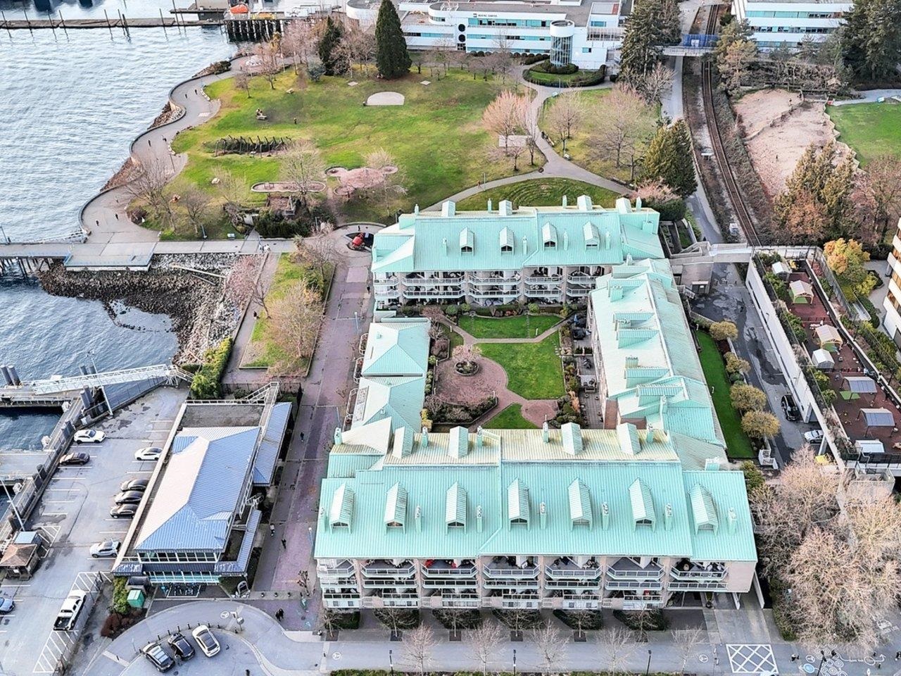 1306 33 CHESTERFIELD PLACE Unit: 1306