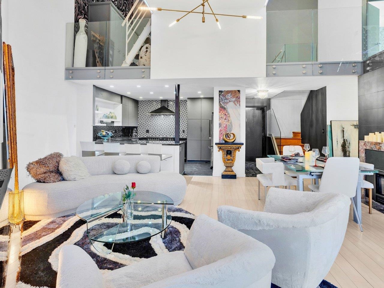 1306 33 CHESTERFIELD PLACE Unit: 1306