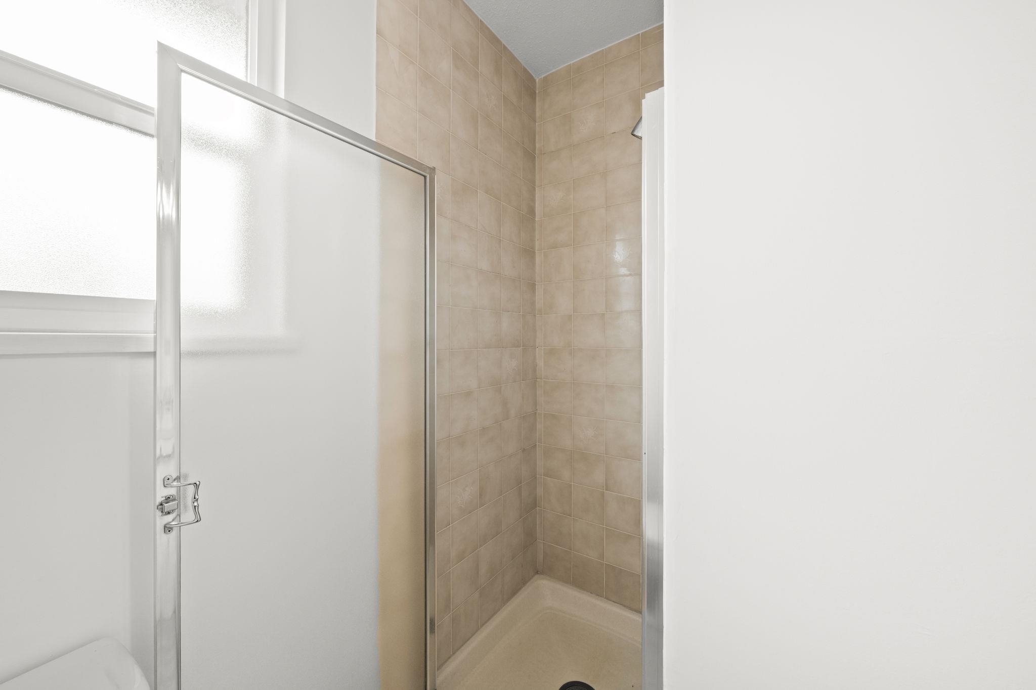 1140 LANSDOWNE DRIVE