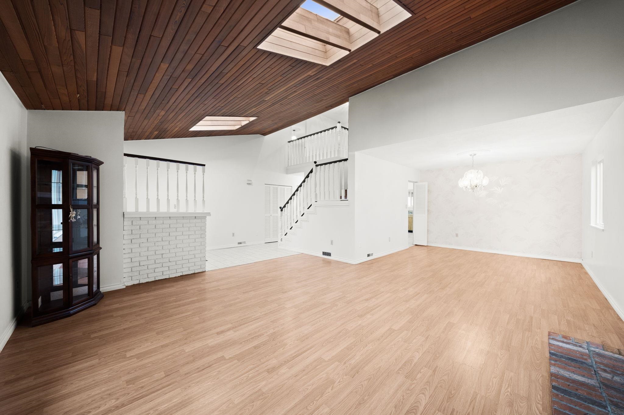 1140 LANSDOWNE DRIVE