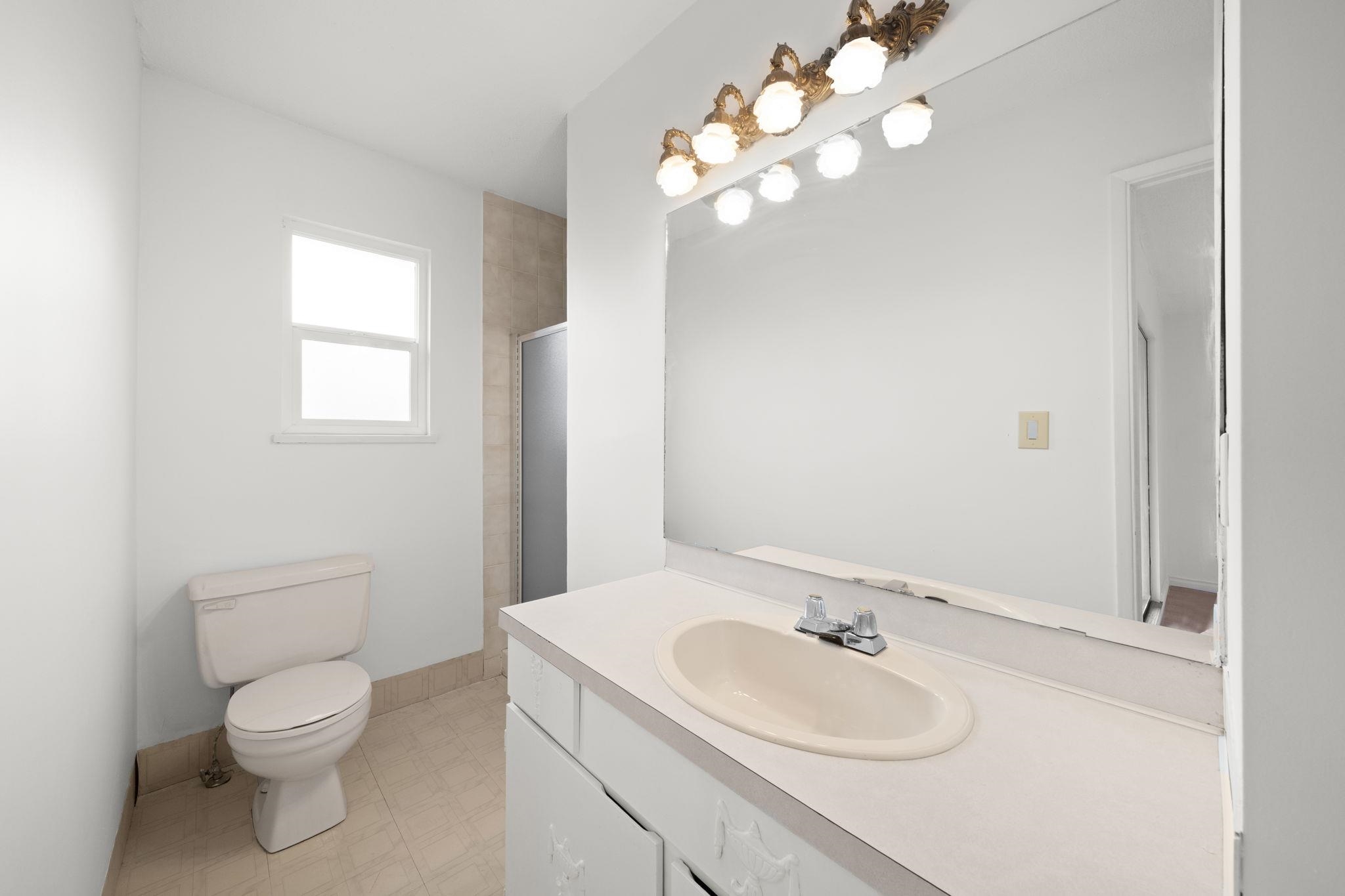 1140 LANSDOWNE DRIVE