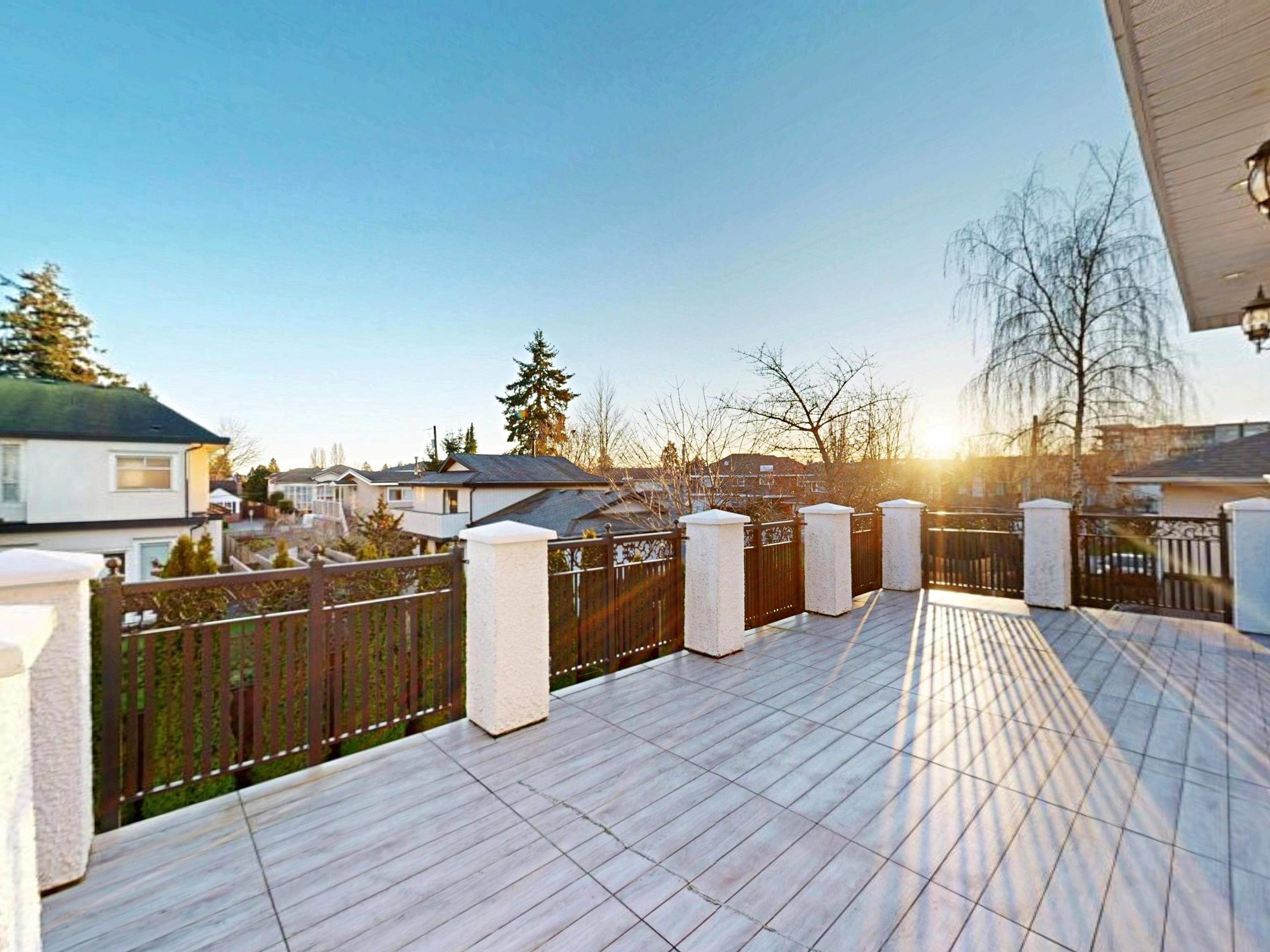 4120 WESTMINSTER HIGHWAY