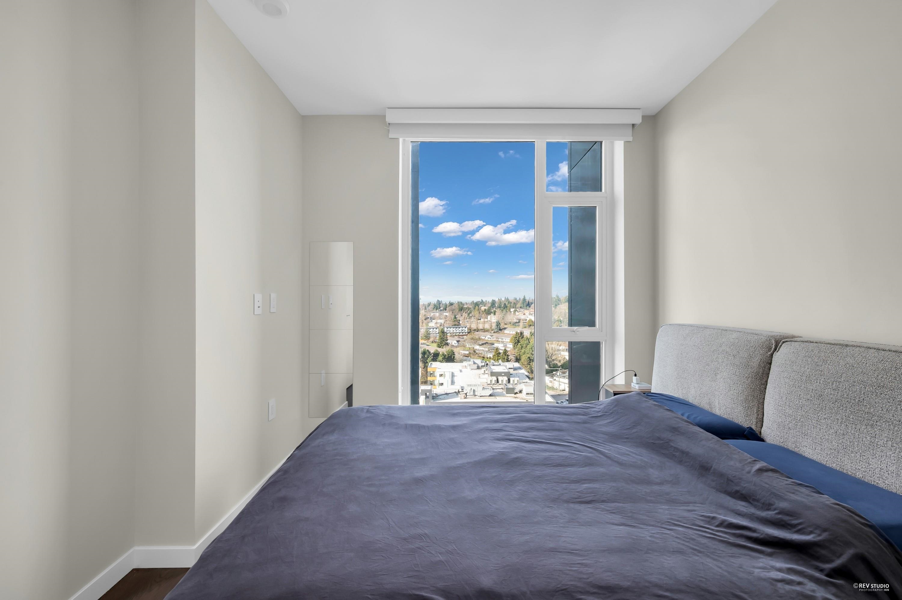 1906 7433 CAMBIE STREET Unit: 1906