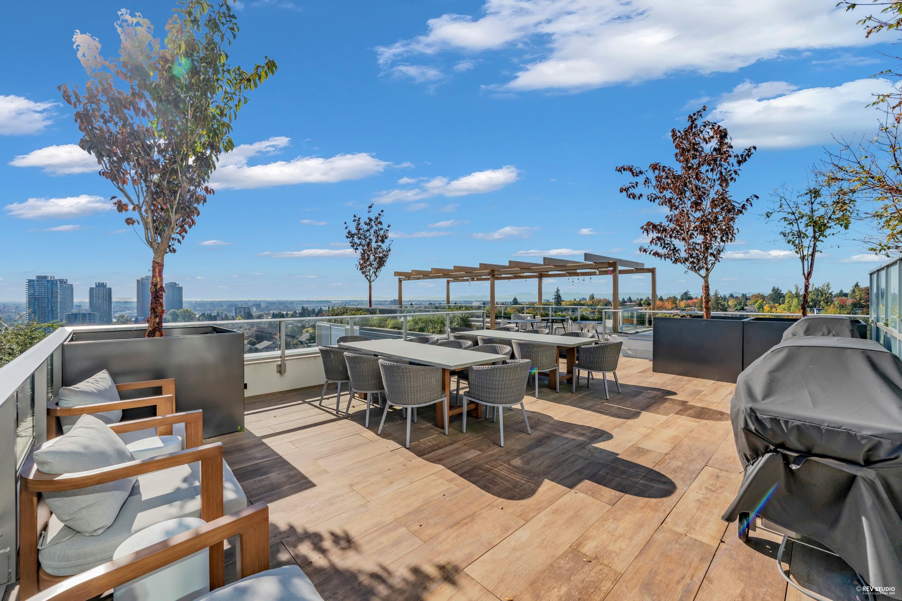 1906 7433 CAMBIE STREET Unit: 1906