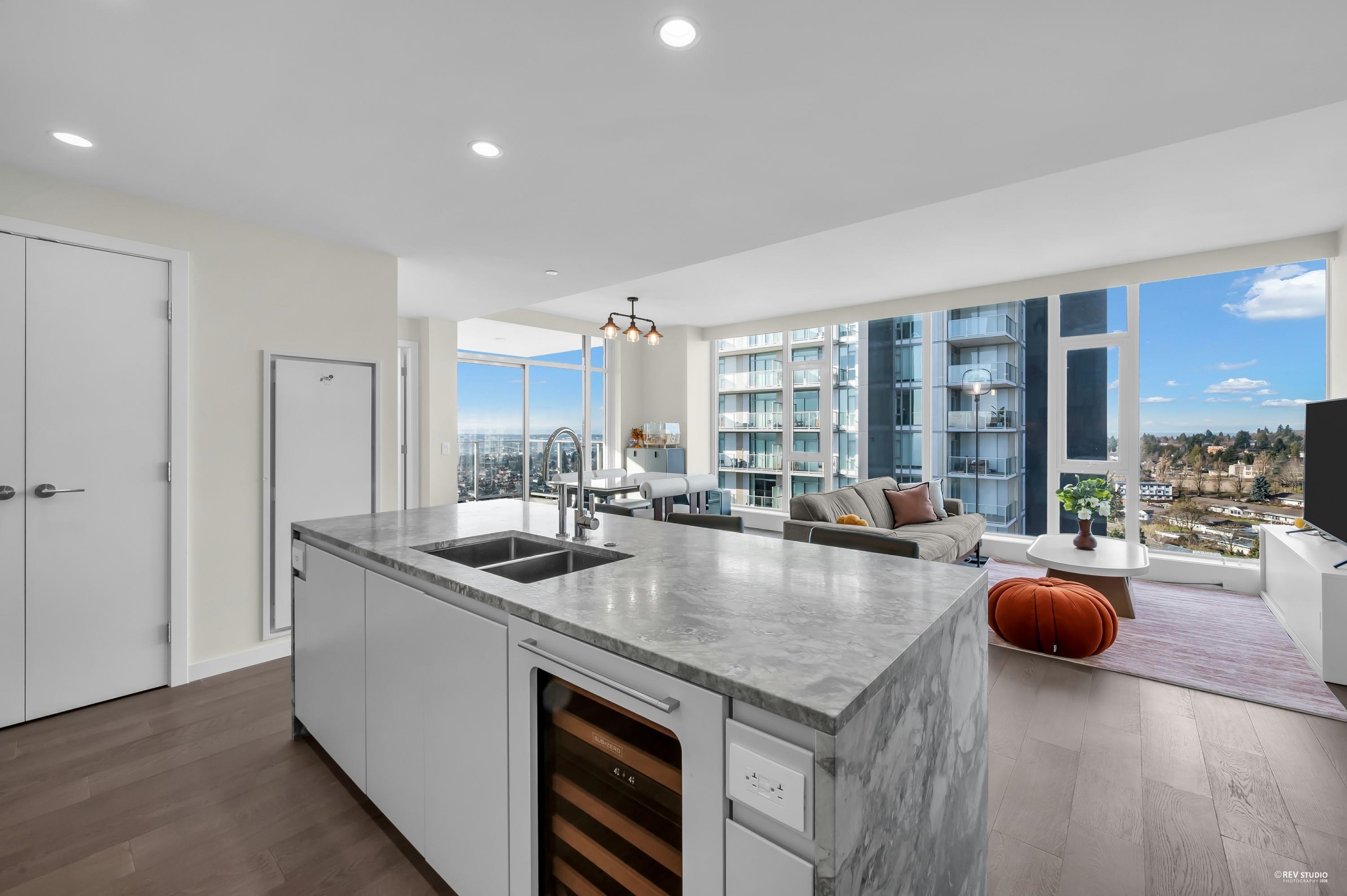 1906 7433 CAMBIE STREET Unit: 1906