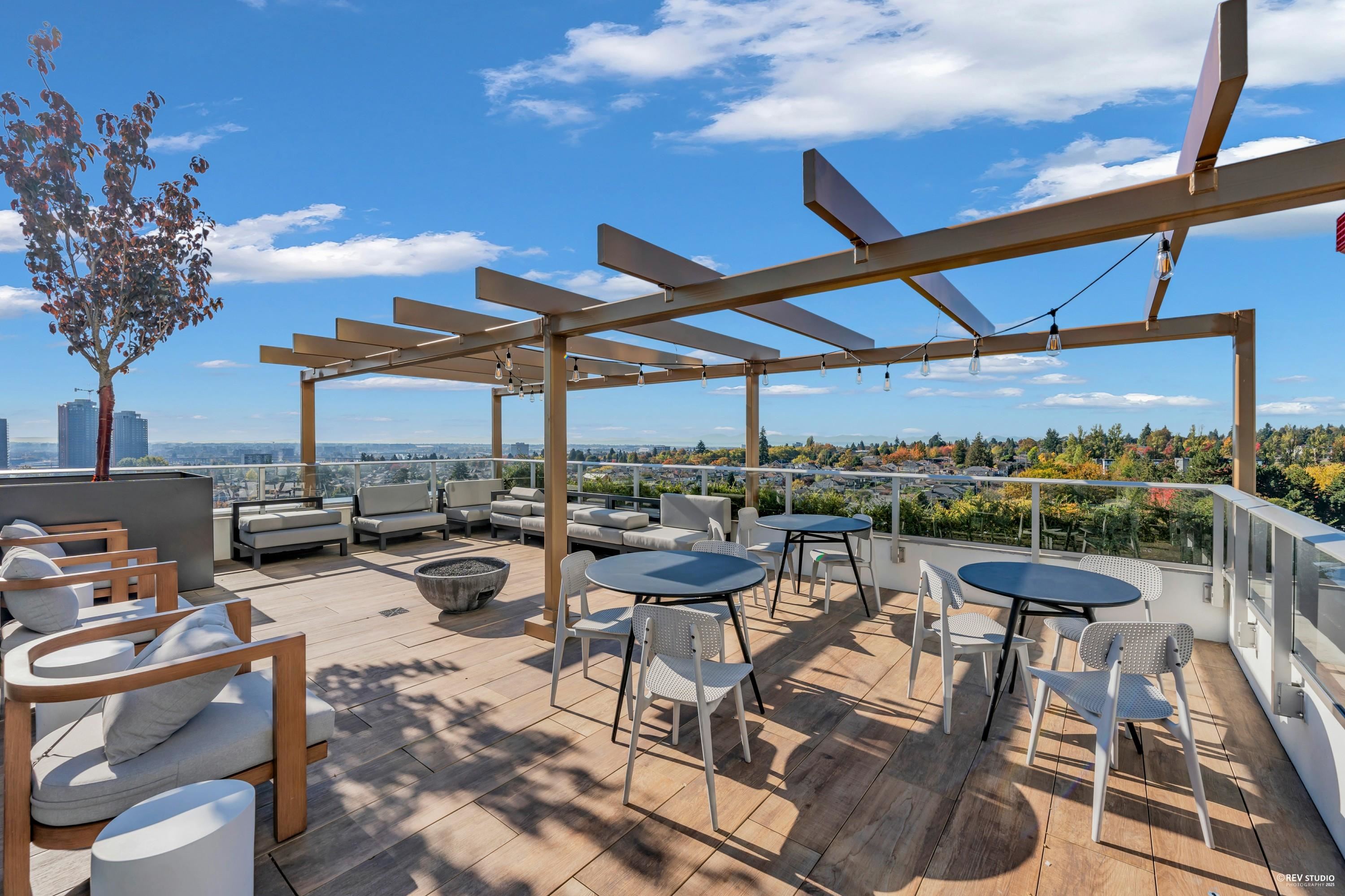 1906 7433 CAMBIE STREET Unit: 1906