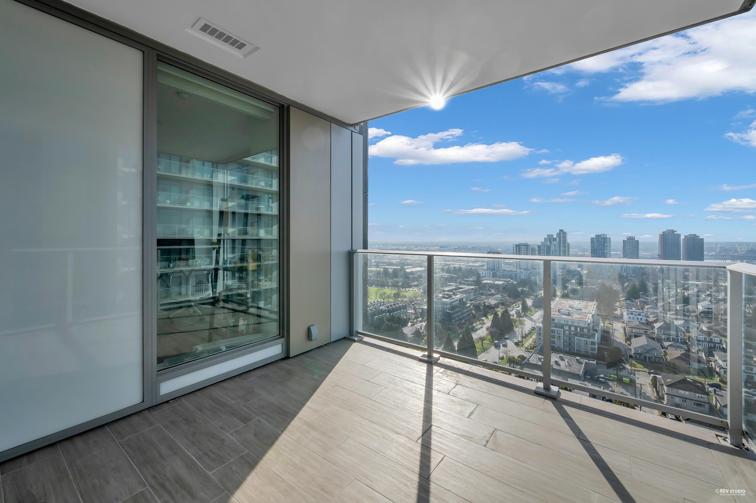 1906 7433 CAMBIE STREET Unit: 1906