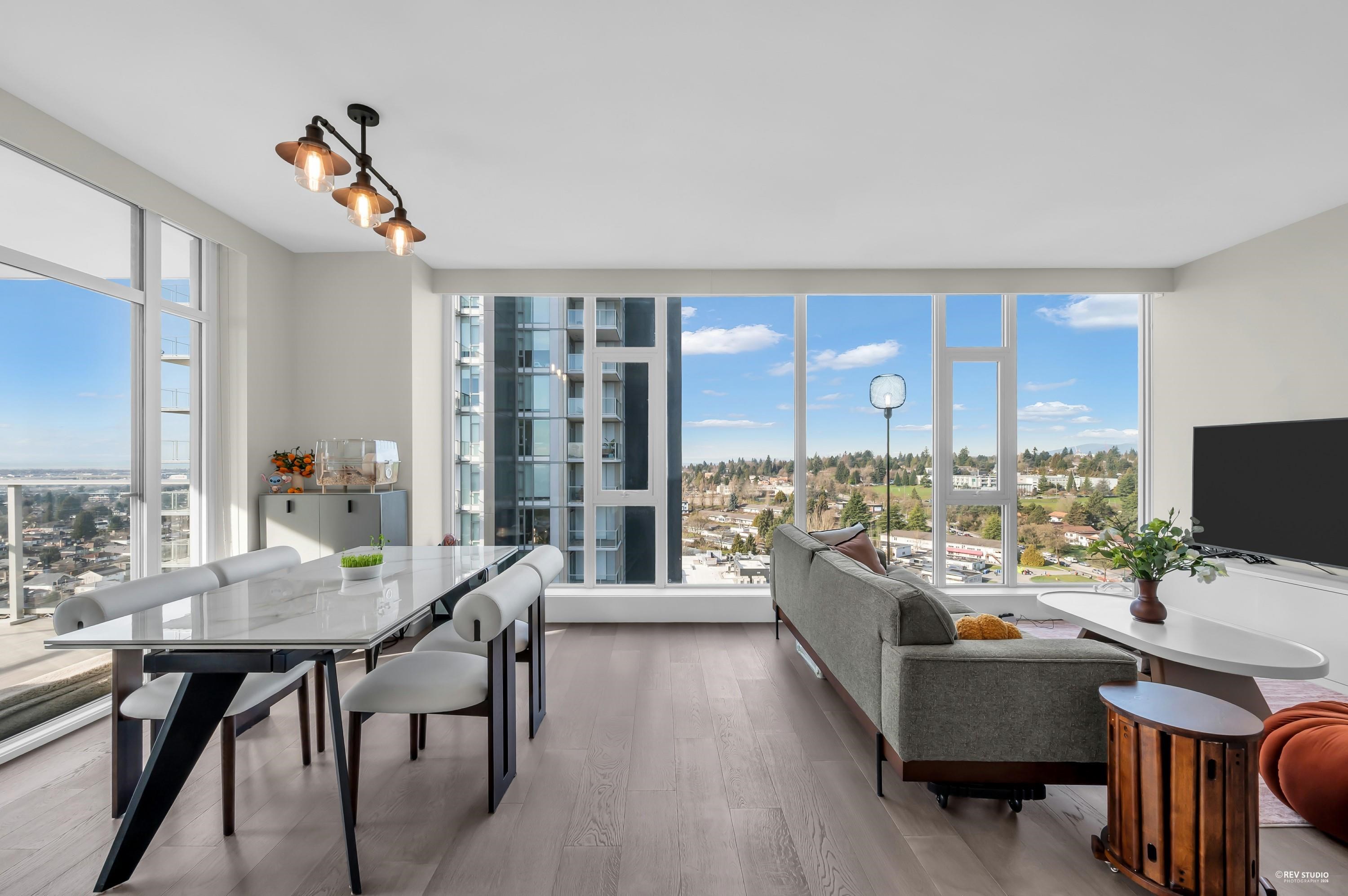 1906 7433 CAMBIE STREET Unit: 1906
