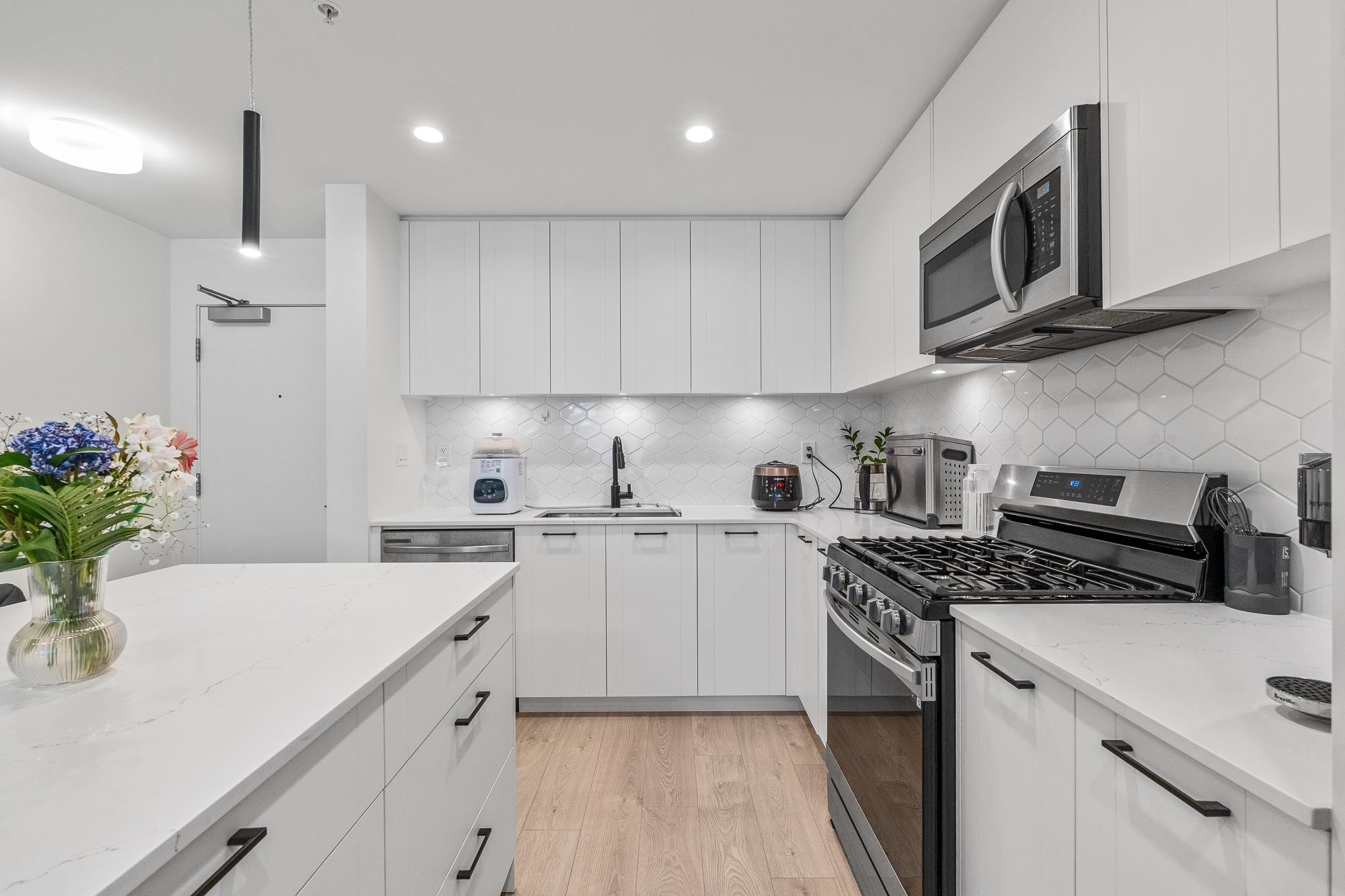 210 20052 83A AVENUE Unit: 210