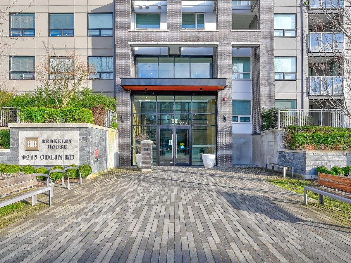 102 9213 ODLIN ROAD Unit: 102