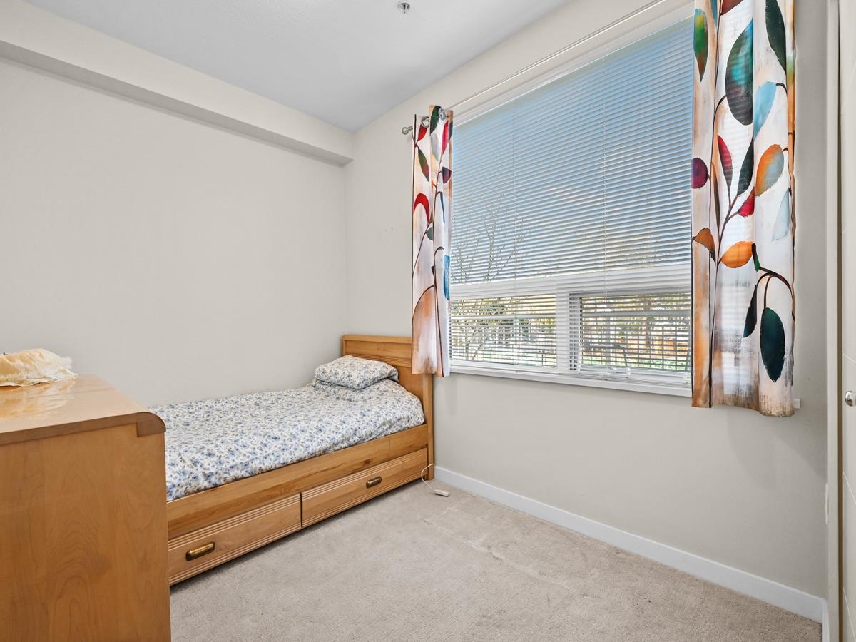 102 9213 ODLIN ROAD Unit: 102
