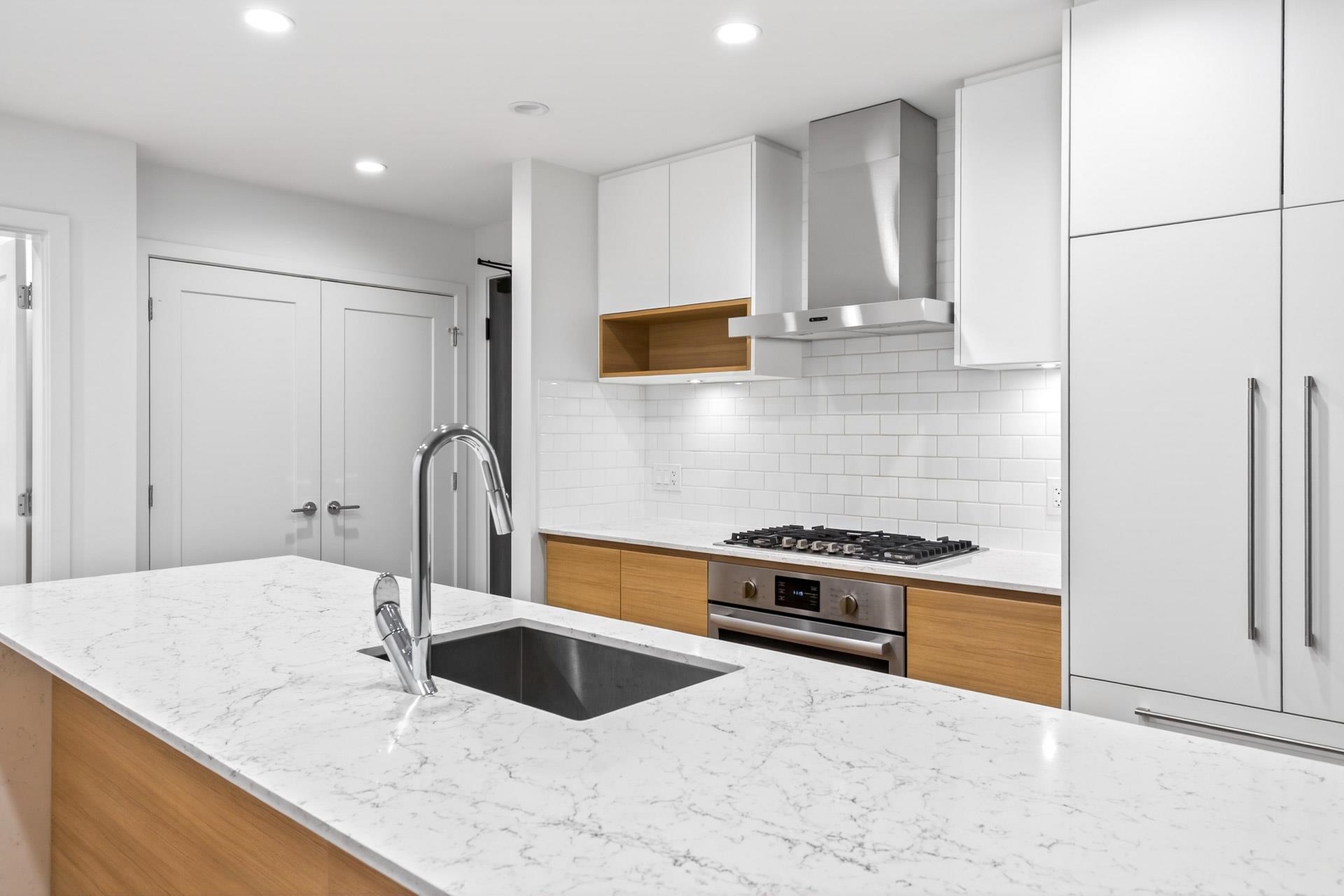 126 55 KLAHANIE DRIVE Unit: 126