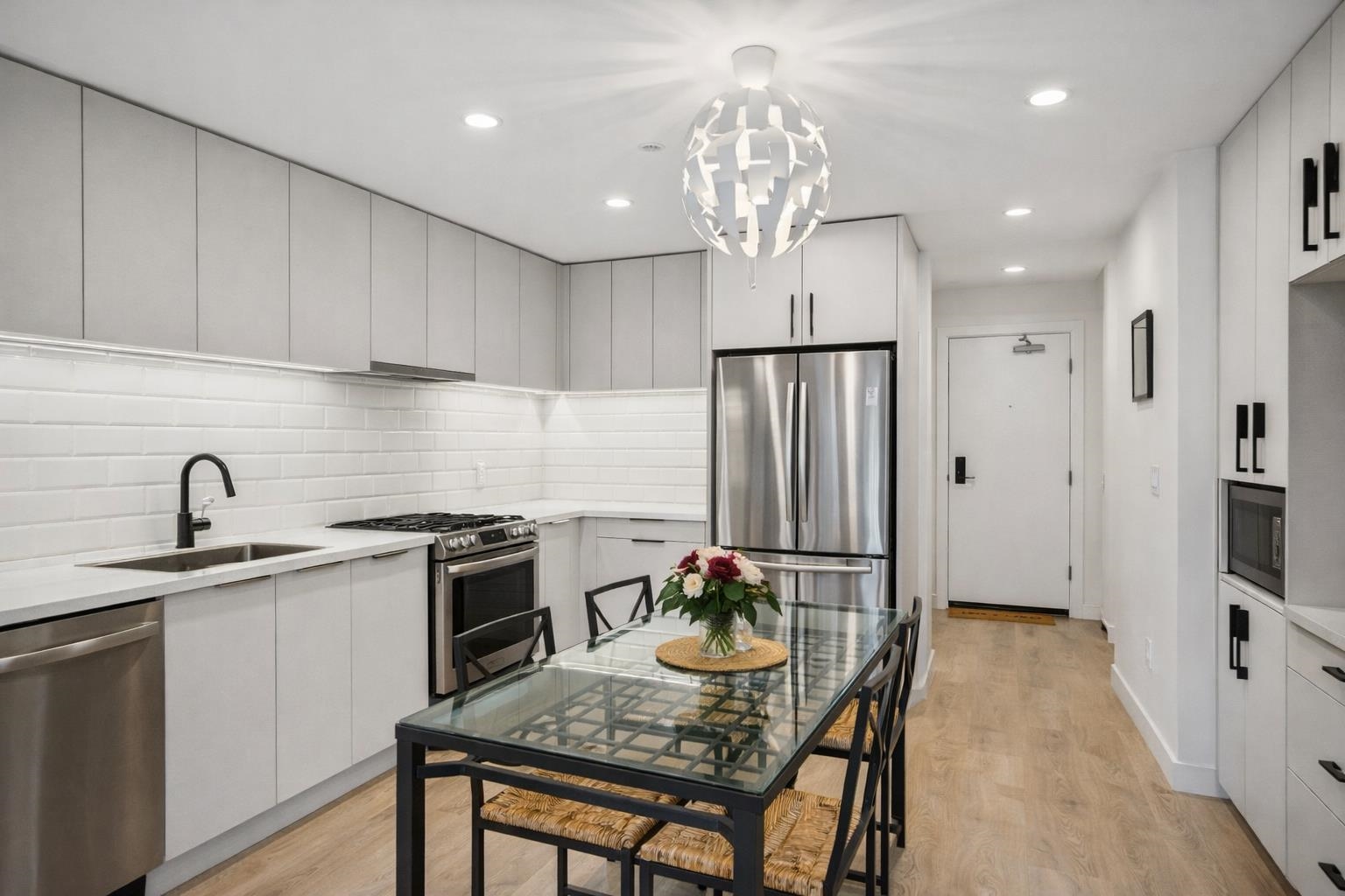 310 3018 ST GEORGE STREET Unit: 310