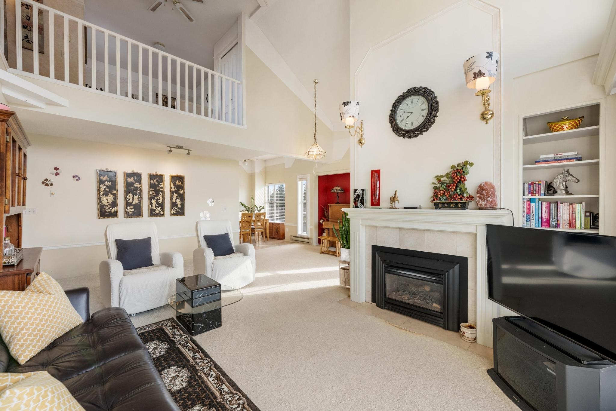 319 13918 72 AVENUE Unit: 319