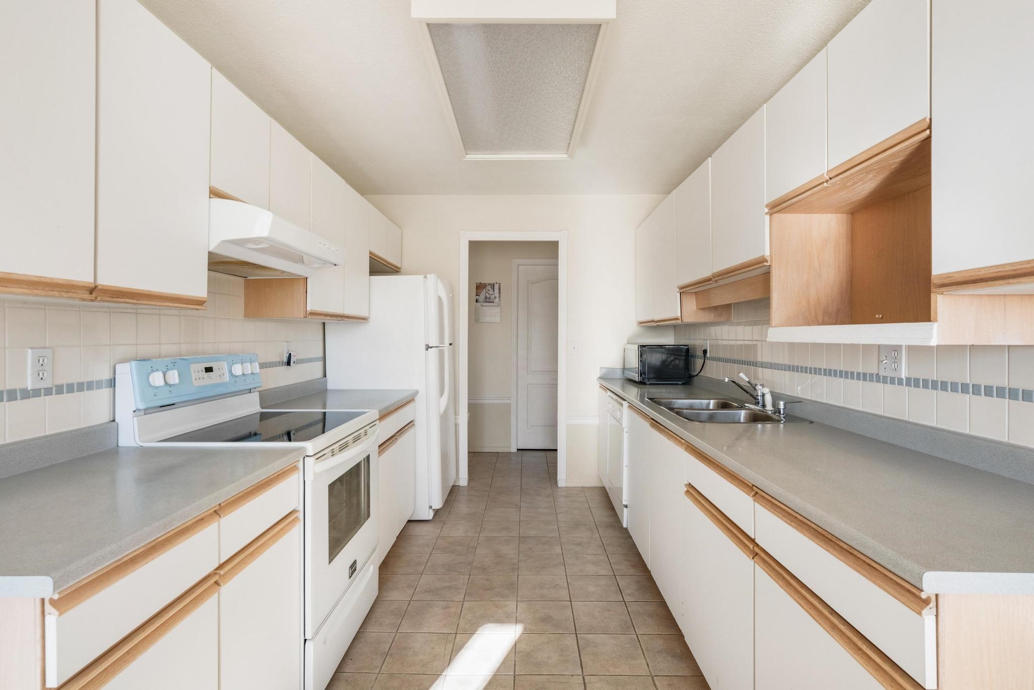 319 13918 72 AVENUE Unit: 319