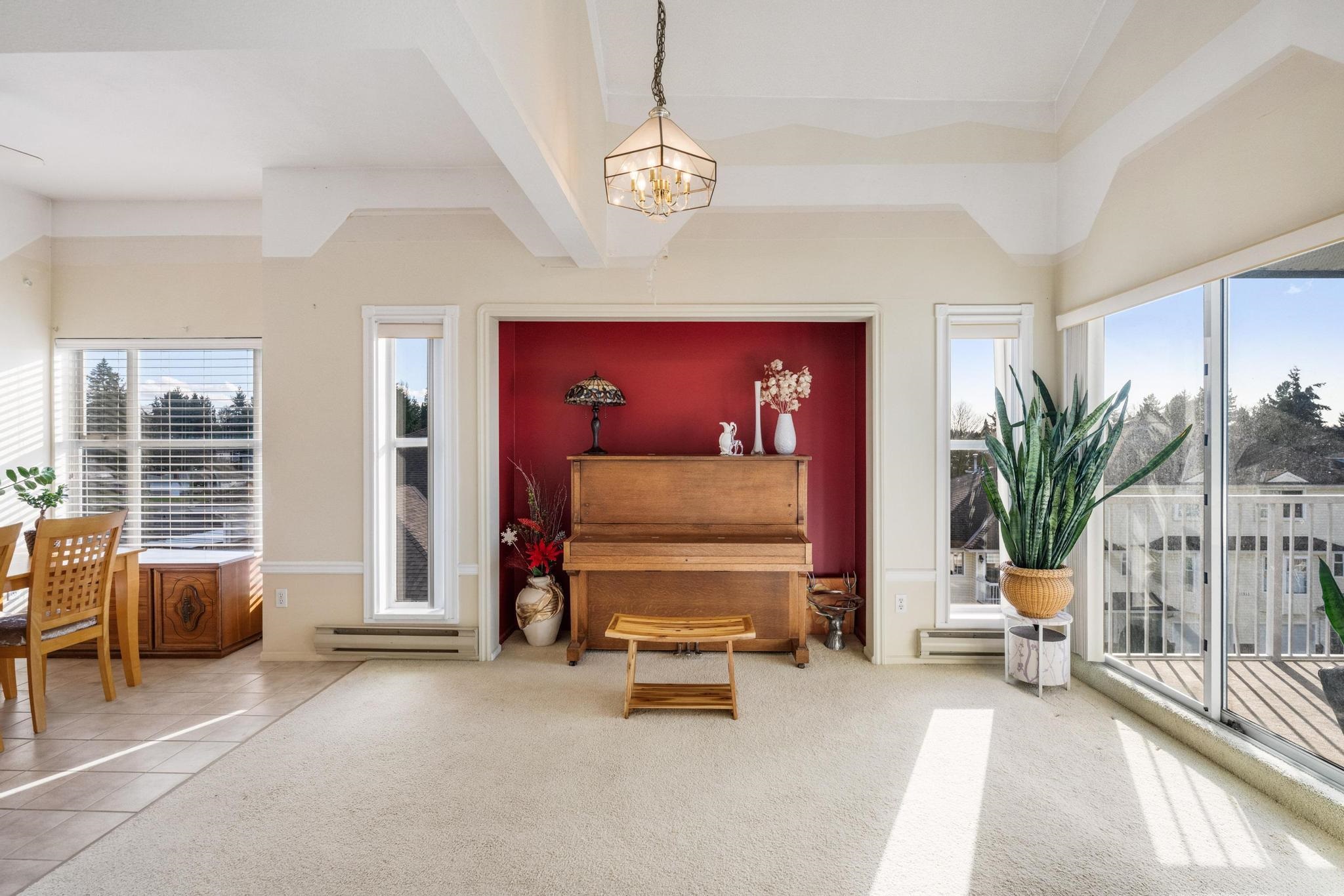 319 13918 72 AVENUE Unit: 319