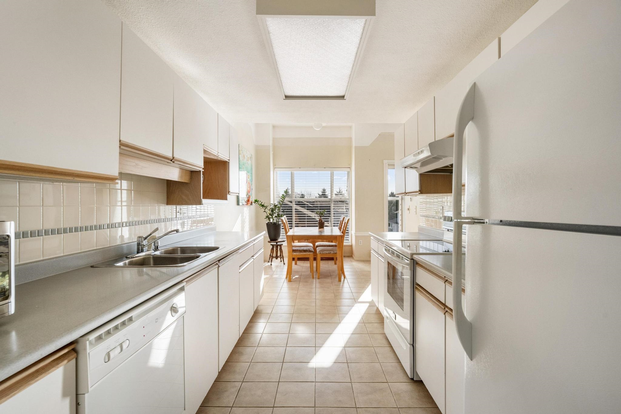 319 13918 72 AVENUE Unit: 319