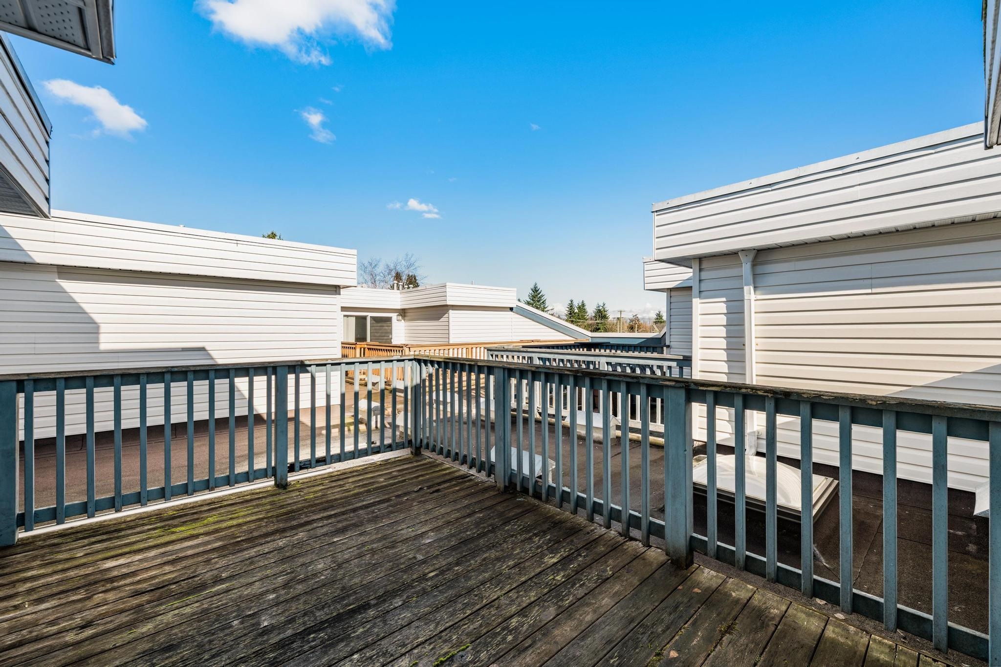 319 13918 72 AVENUE Unit: 319