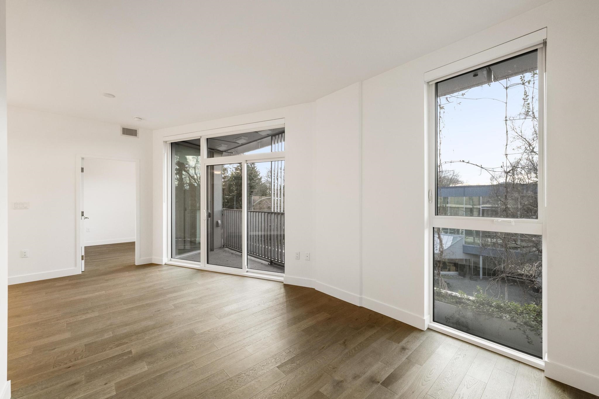 307 2888 ARBUTUS STREET Unit: 307