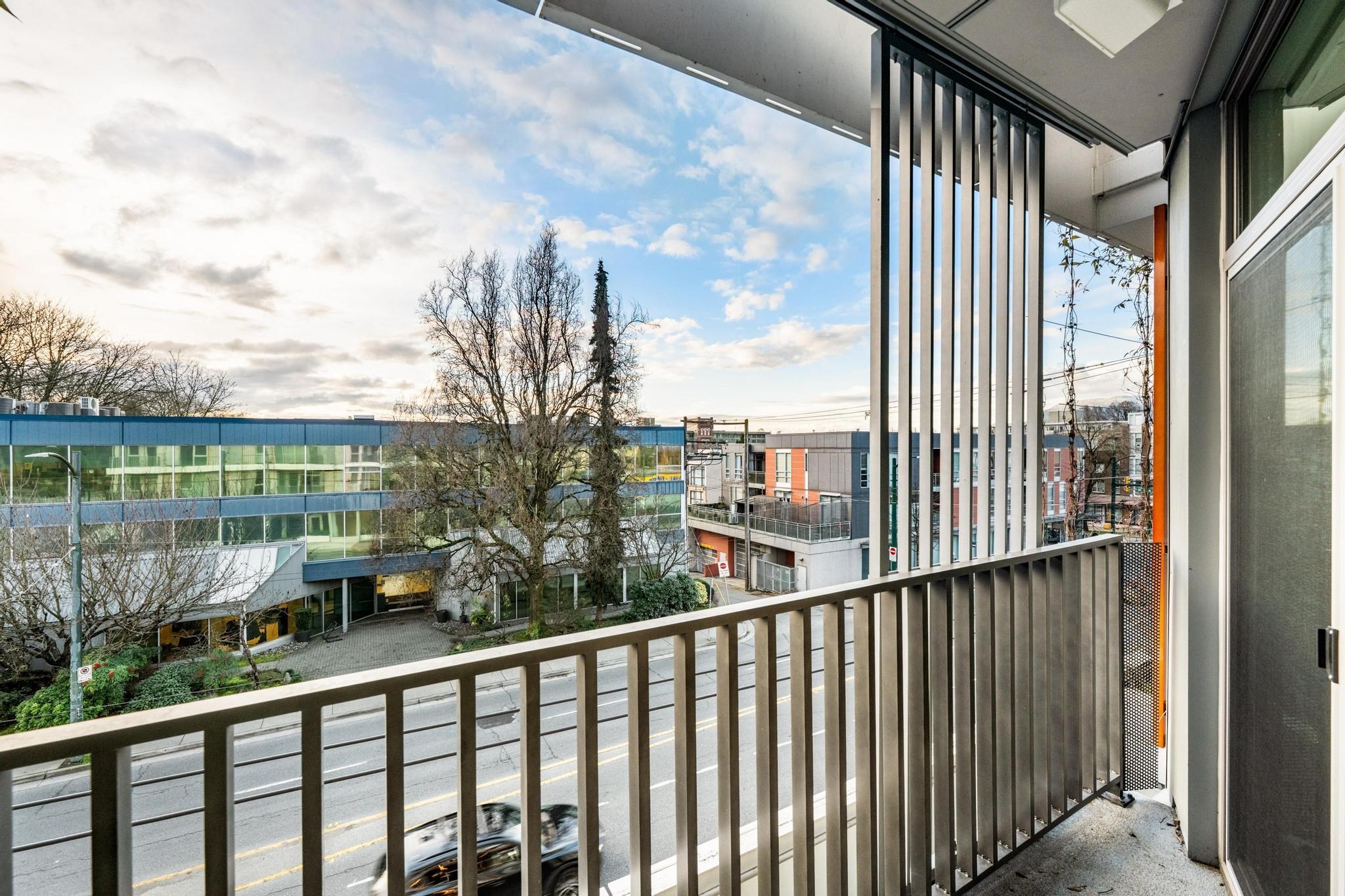 307 2888 ARBUTUS STREET Unit: 307