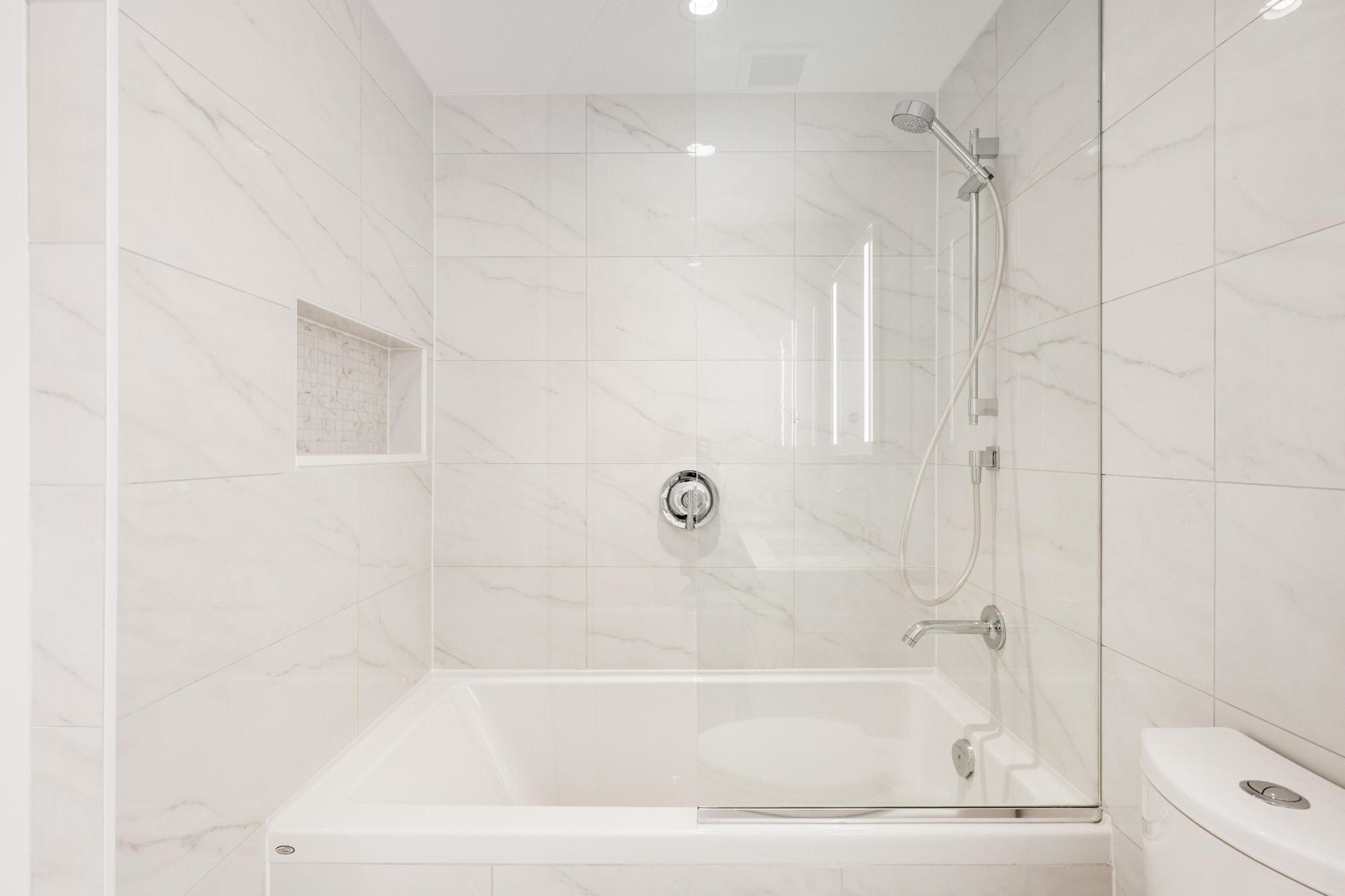 307 2888 ARBUTUS STREET Unit: 307