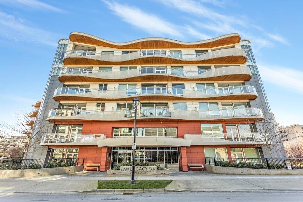 301 20416 PARK AVENUE Unit: 301